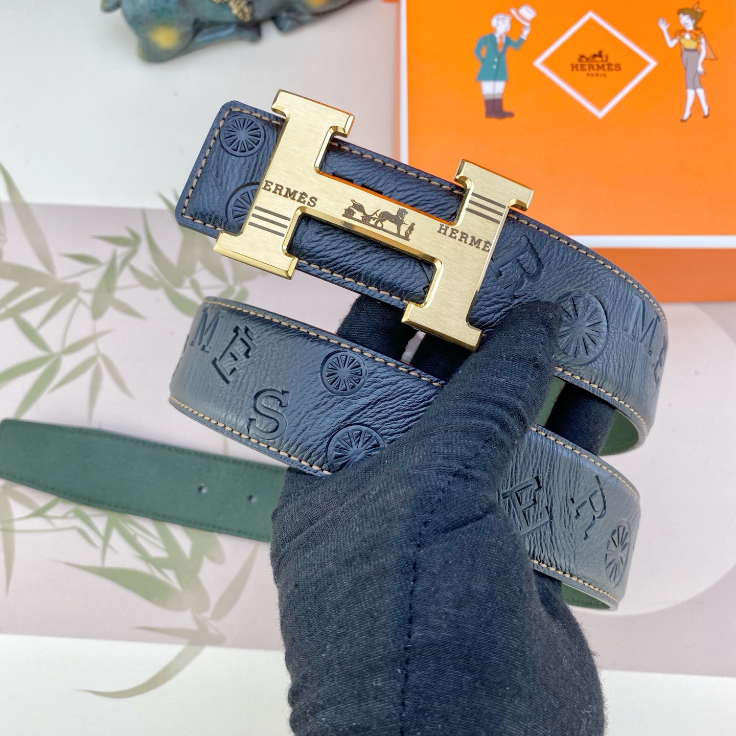 爱马仕💕 特种皮腰带系列 ，原厂五金精品不锈钢扣，手感柔软舒适 宽3.8CM。