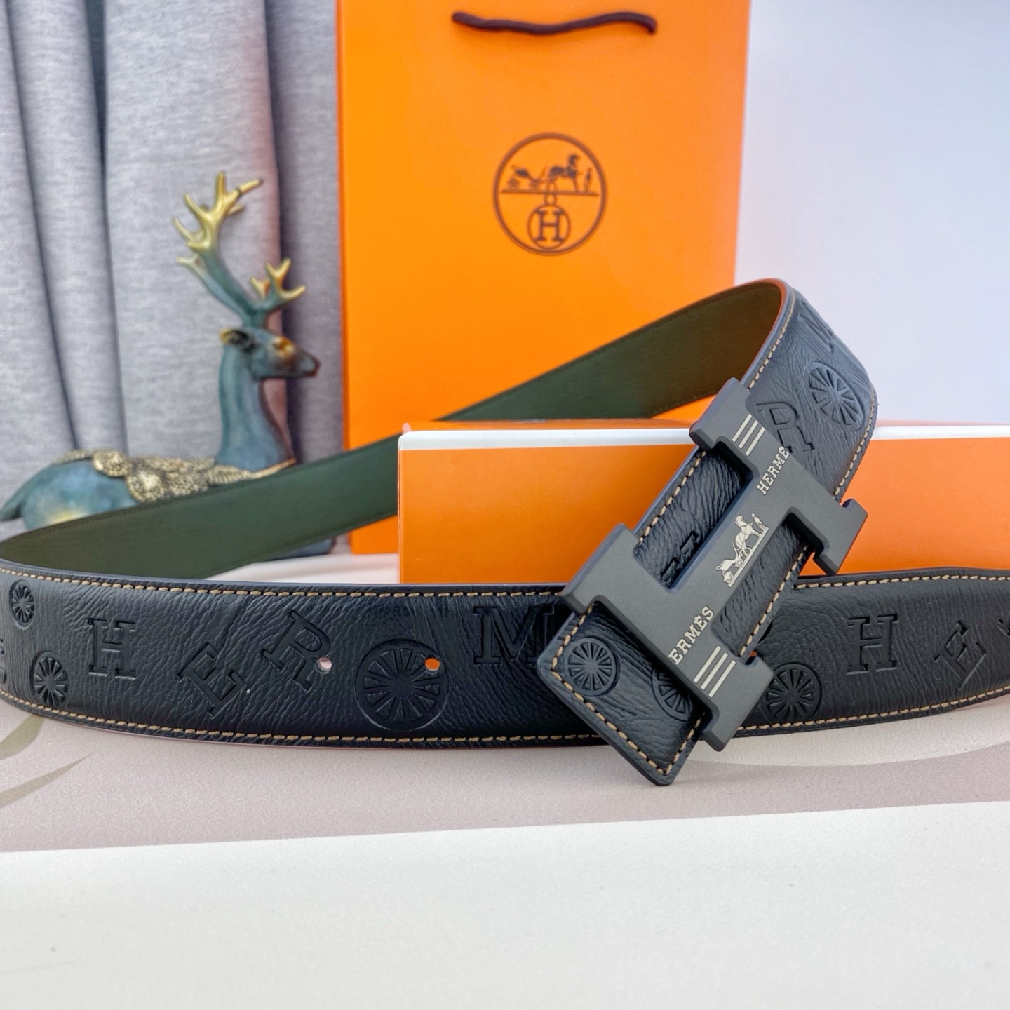 爱马仕💕 特种皮腰带系列 ，原厂五金精品不锈钢扣，手感柔软舒适 宽3.8CM。