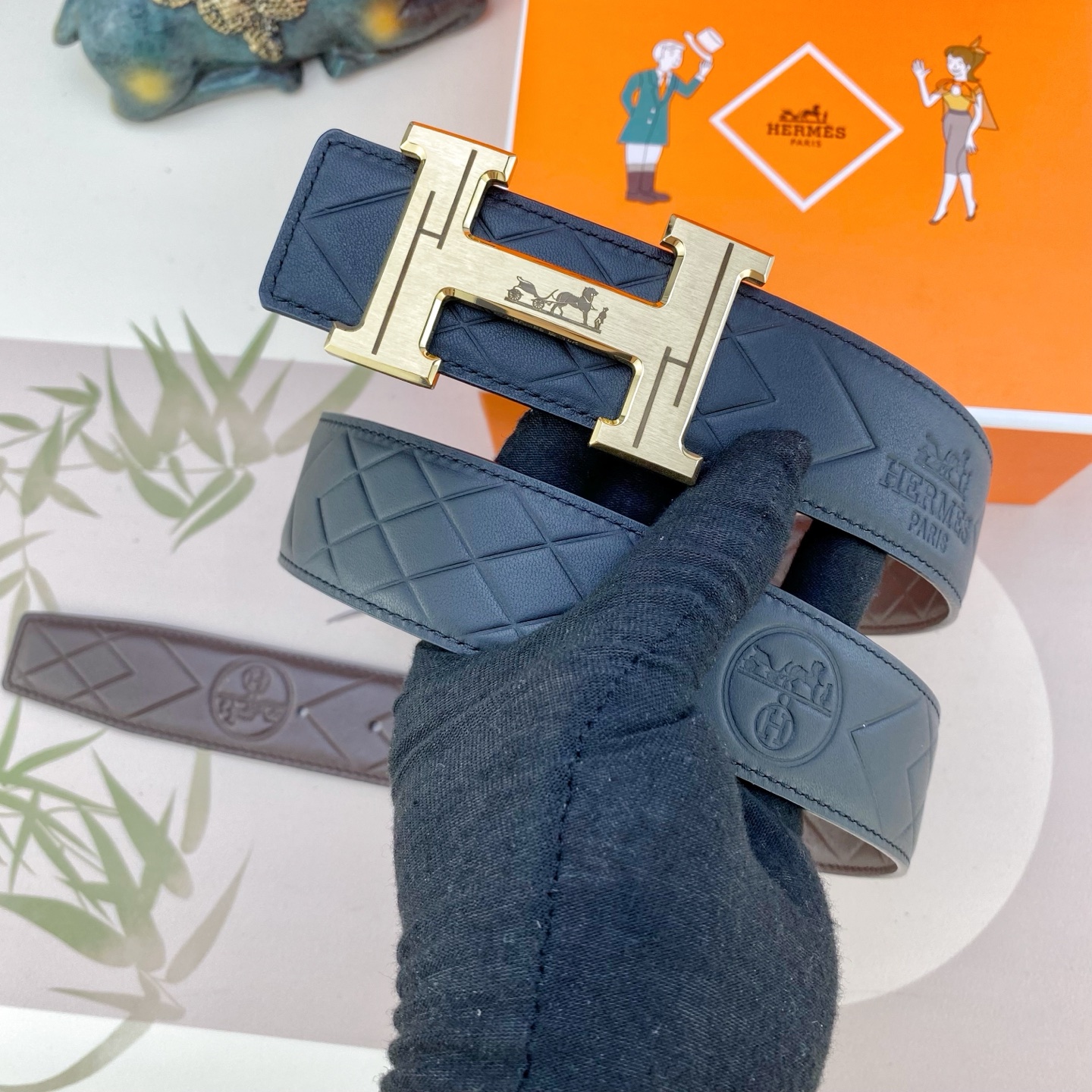 爱马仕💕 特种皮腰带系列 ，原厂五金精品不锈钢扣，手感柔软舒适 宽3.8CM。