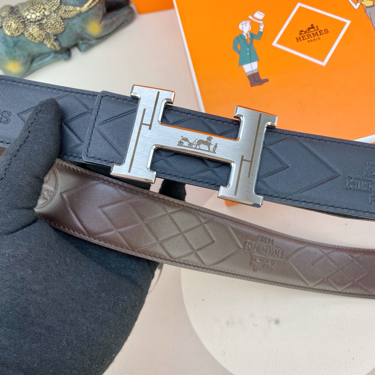 爱马仕💕 特种皮腰带系列 ，原厂五金精品不锈钢扣，手感柔软舒适 宽3.8CM。