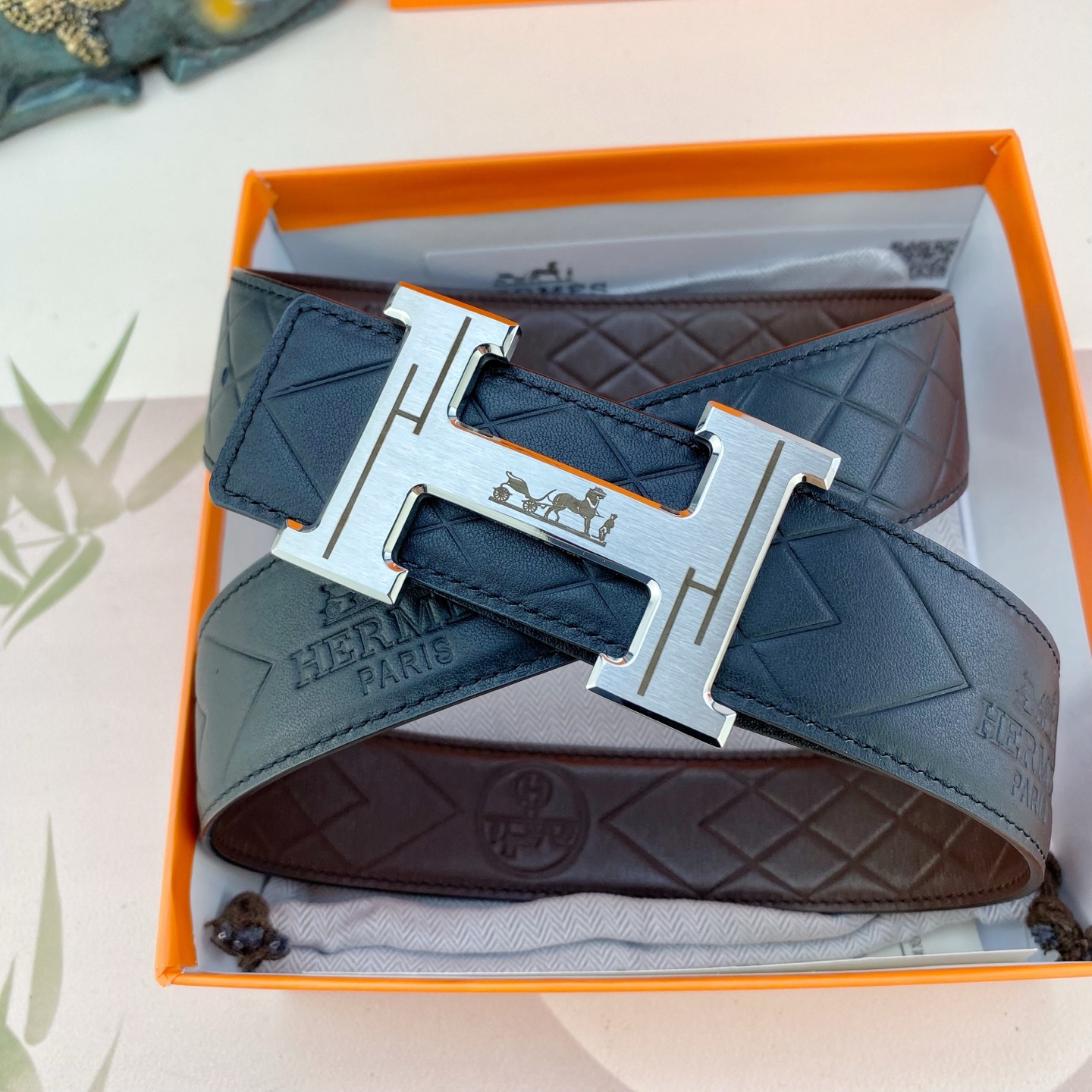 爱马仕💕 特种皮腰带系列 ，原厂五金精品不锈钢扣，手感柔软舒适 宽3.8CM。