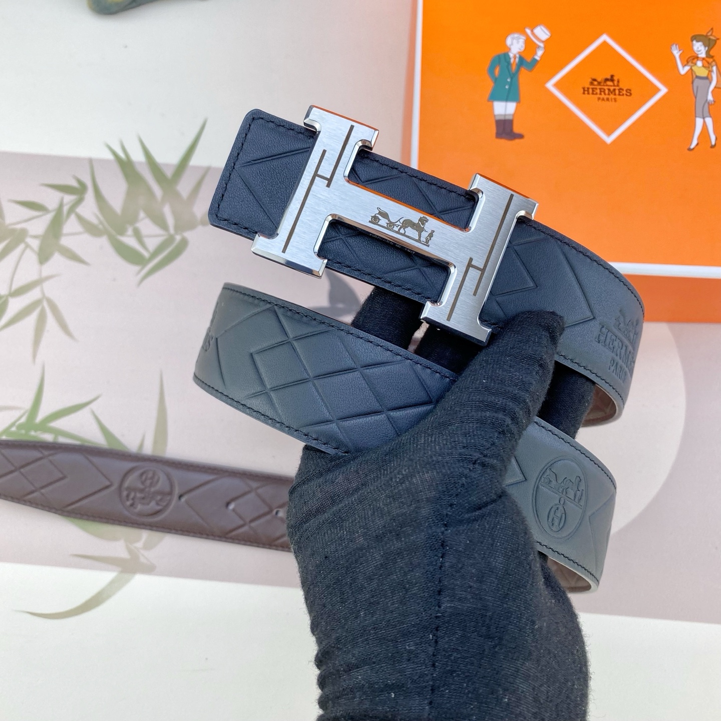 爱马仕💕 特种皮腰带系列 ，原厂五金精品不锈钢扣，手感柔软舒适 宽3.8CM。