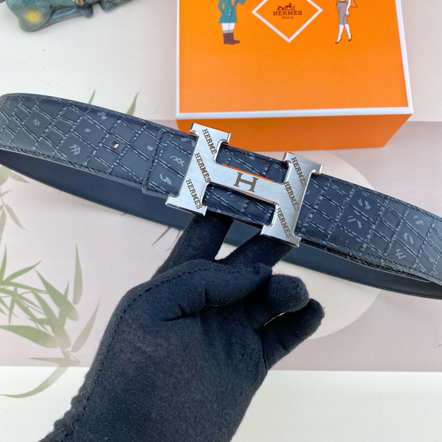 爱马仕💕 特种皮腰带系列 ，原厂五金精品不锈钢扣，手感柔软舒适 宽3.8CM。