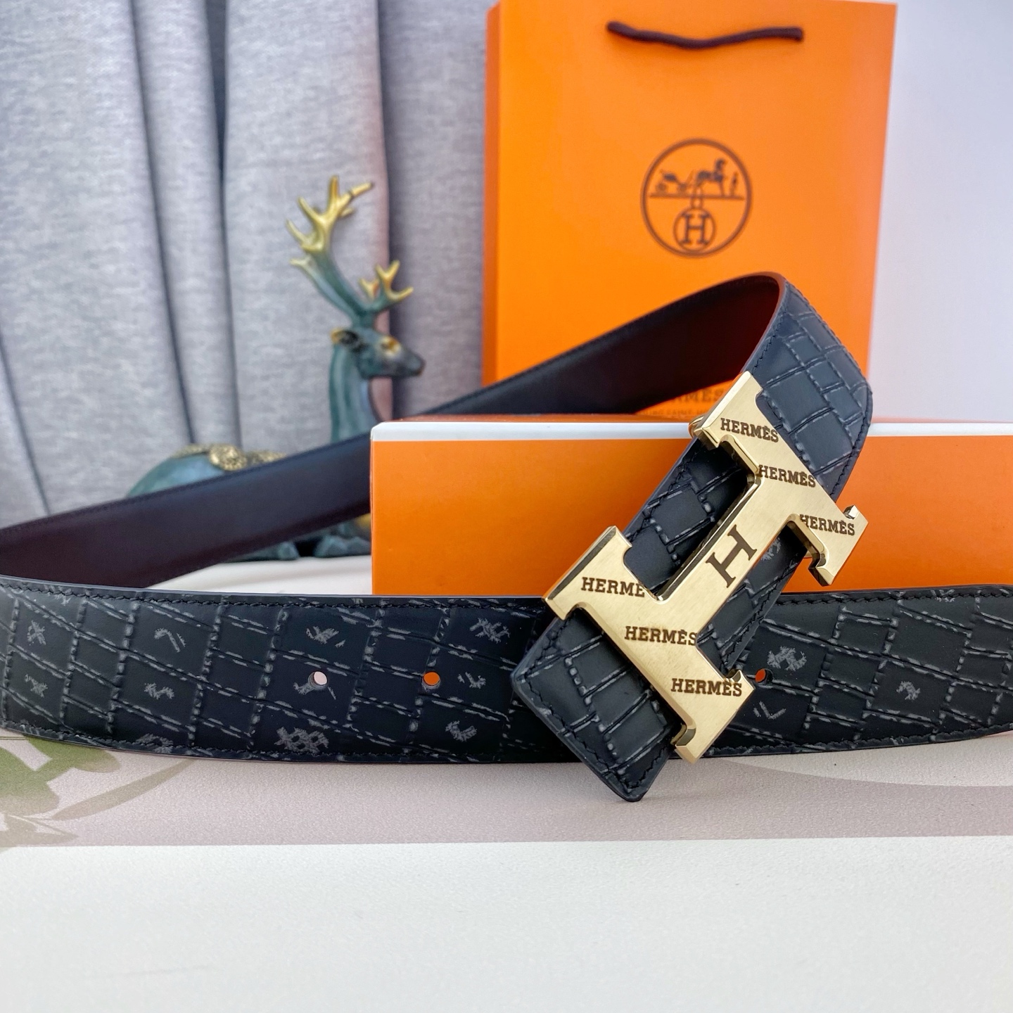 爱马仕💕 特种皮腰带系列 ，原厂五金精品不锈钢扣，手感柔软舒适 宽3.8CM。