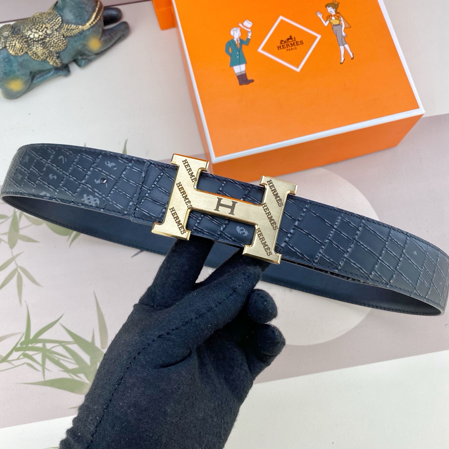 爱马仕💕 特种皮腰带系列 ，原厂五金精品不锈钢扣，手感柔软舒适 宽3.8CM。