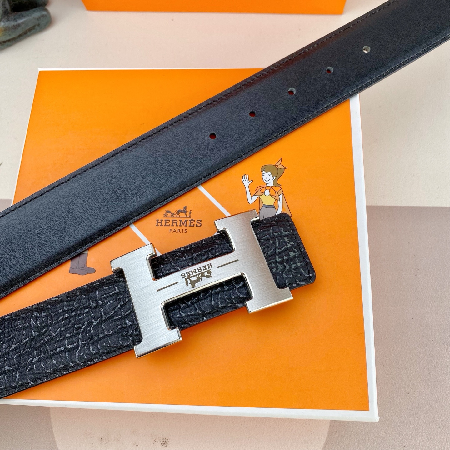 爱马仕💕 特种皮腰带系列 ，原厂五金精品不锈钢扣，手感柔软舒适 宽3.8CM。