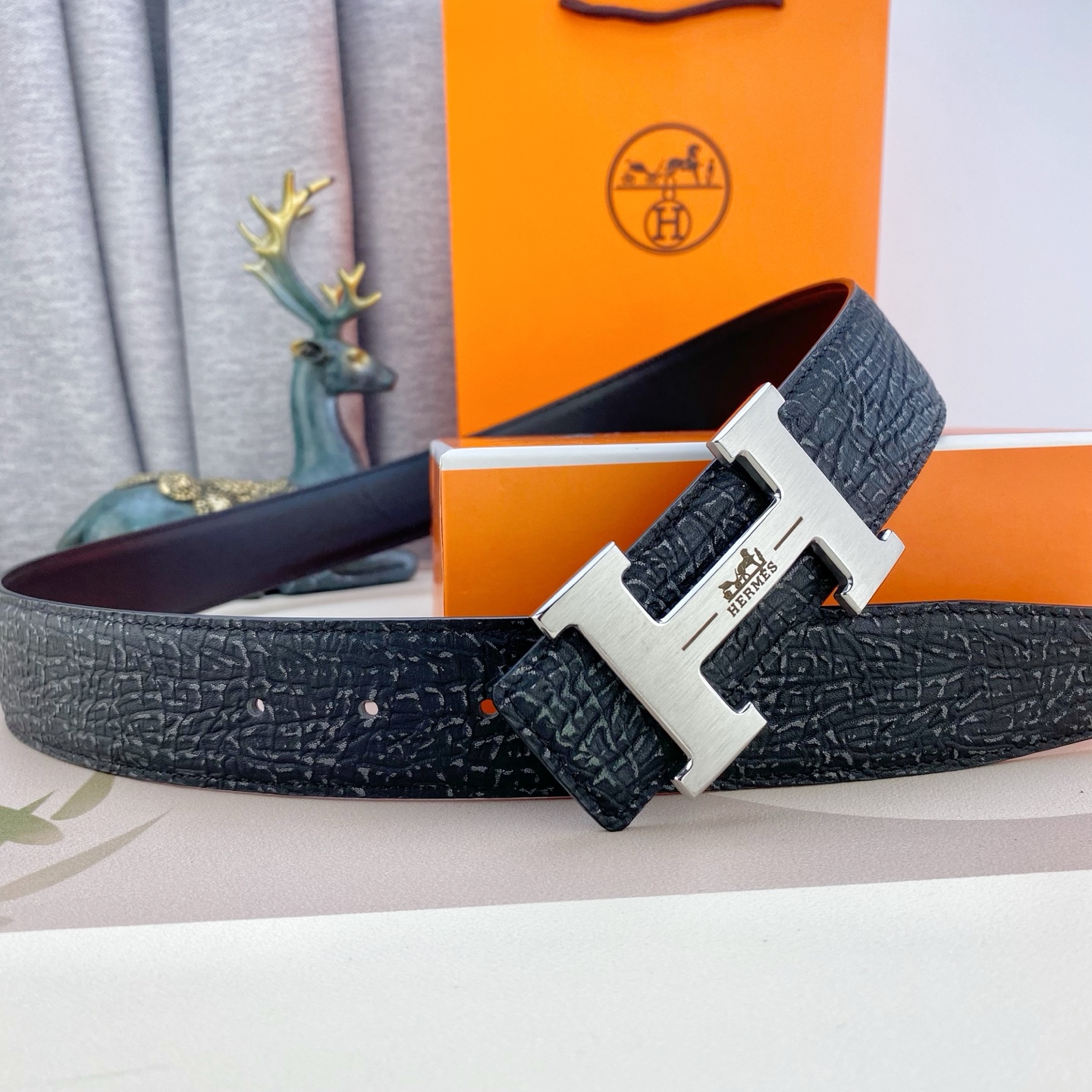 爱马仕💕 特种皮腰带系列 ，原厂五金精品不锈钢扣，手感柔软舒适 宽3.8CM。