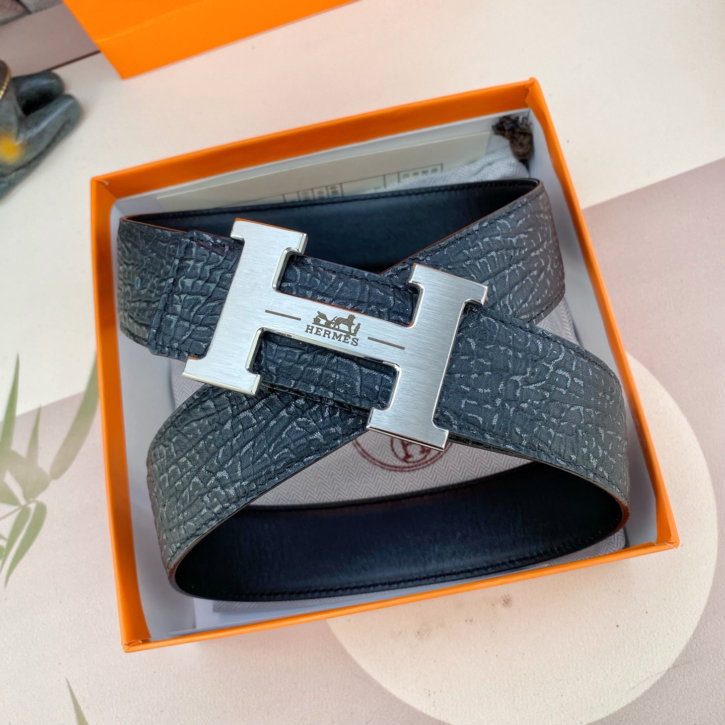 爱马仕💕 特种皮腰带系列 ，原厂五金精品不锈钢扣，手感柔软舒适 宽3.8CM。