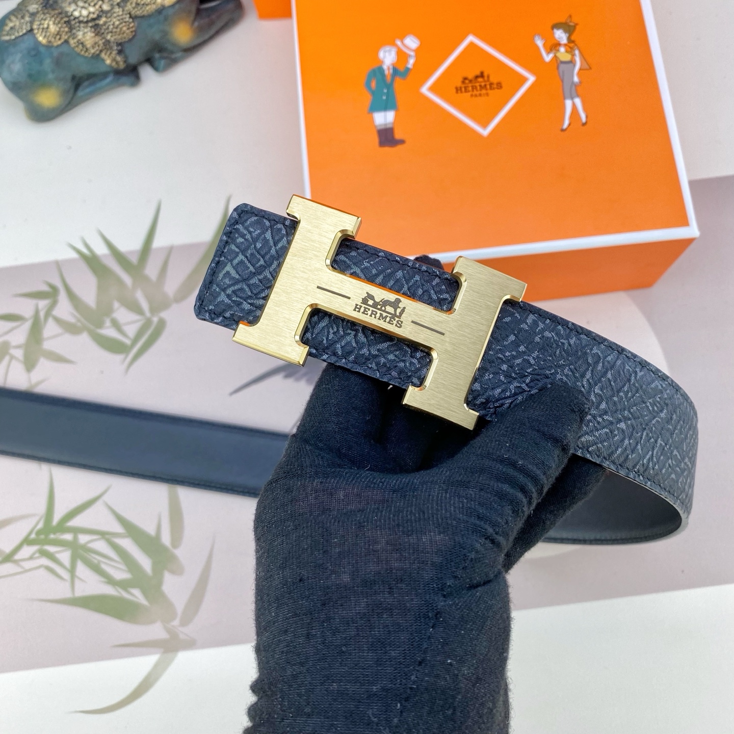 爱马仕💕 特种皮腰带系列 ，原厂五金精品不锈钢扣，手感柔软舒适 宽3.8CM。