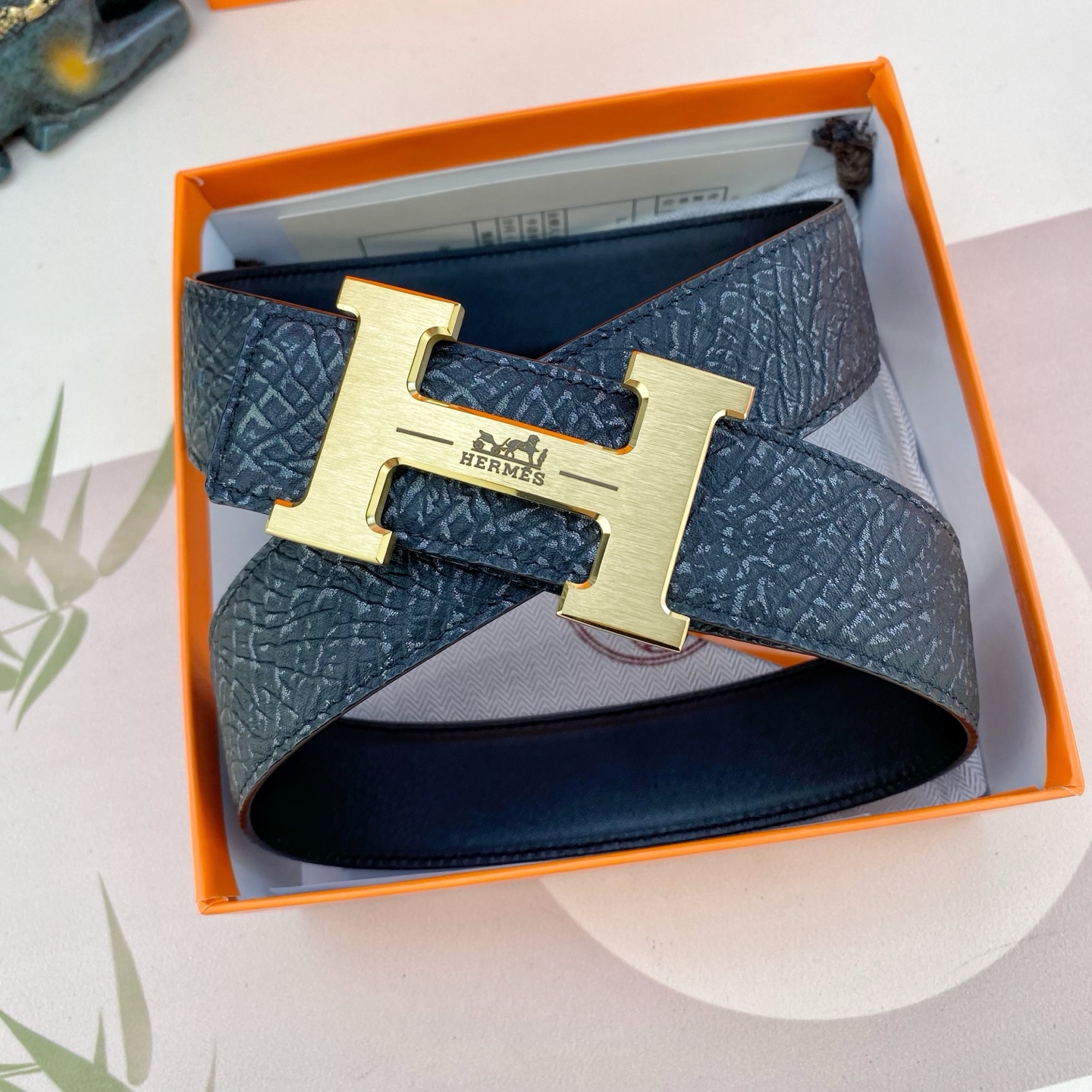 爱马仕💕 特种皮腰带系列 ，原厂五金精品不锈钢扣，手感柔软舒适 宽3.8CM。