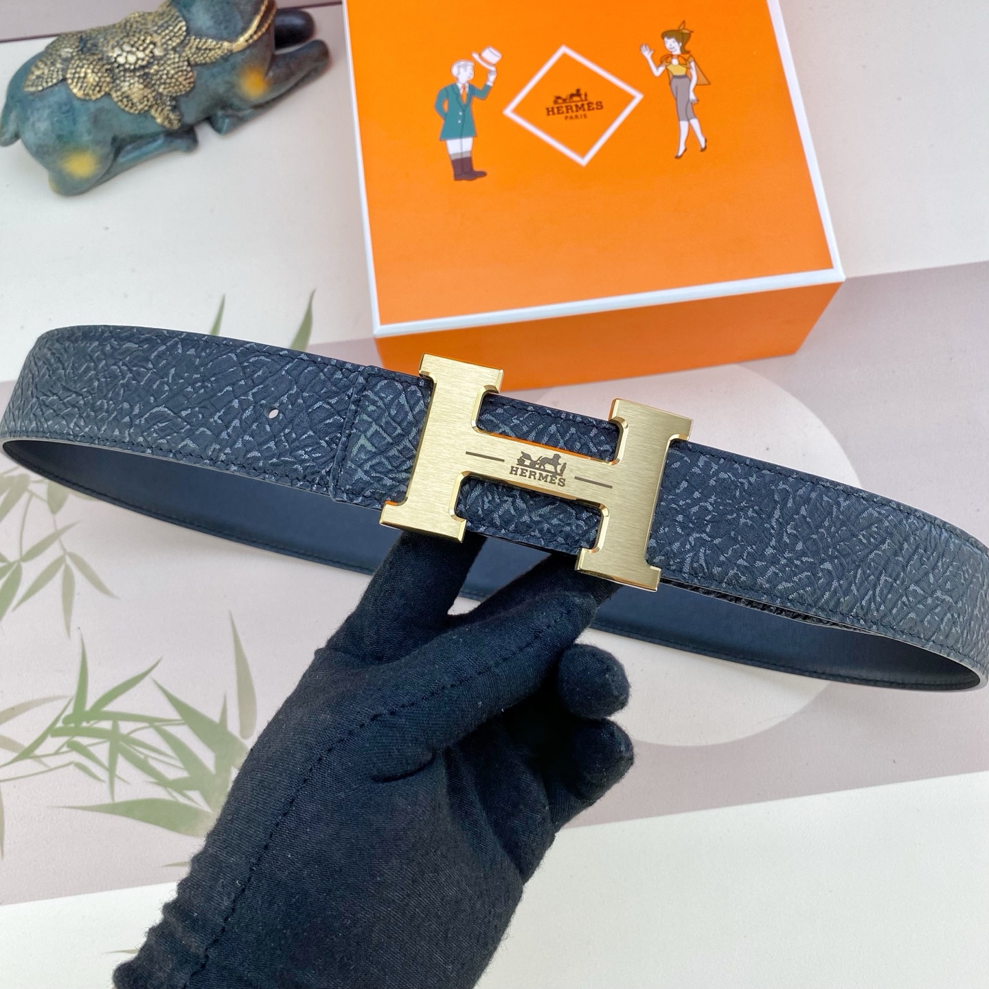 爱马仕💕 特种皮腰带系列 ，原厂五金精品不锈钢扣，手感柔软舒适 宽3.8CM。