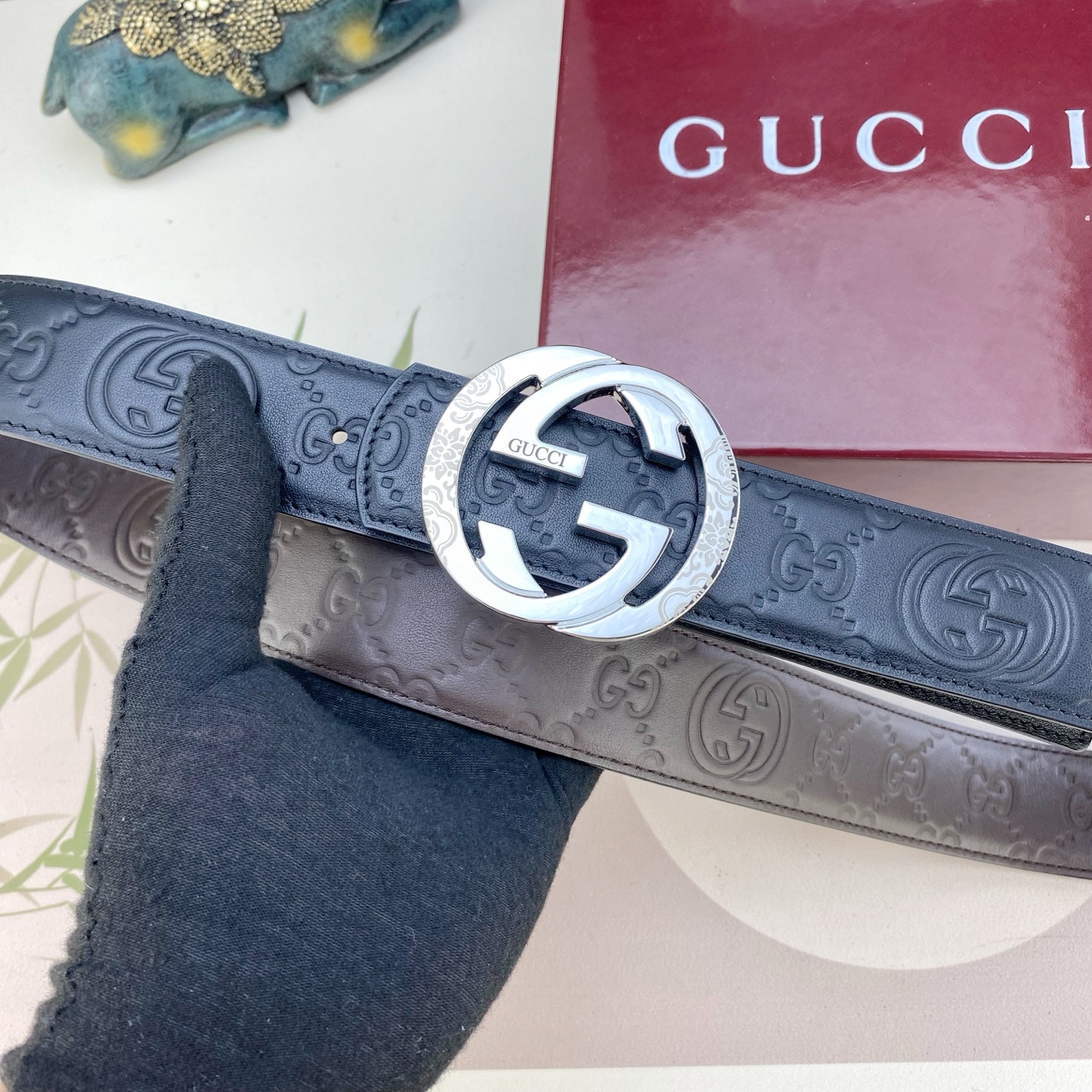 古奇💕 特种皮腰带系列 ，原厂五金精品不锈钢扣，手感柔软舒适 宽3.8CM。