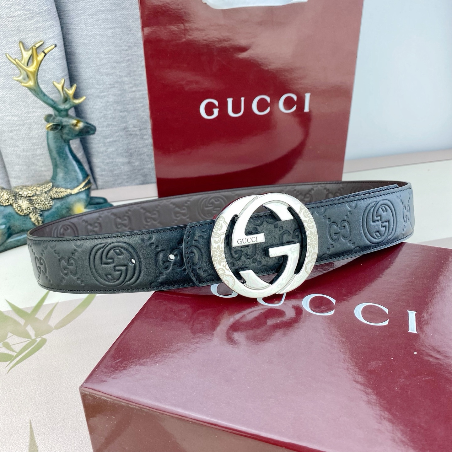 古奇💕 特种皮腰带系列 ，原厂五金精品不锈钢扣，手感柔软舒适 宽3.8CM。