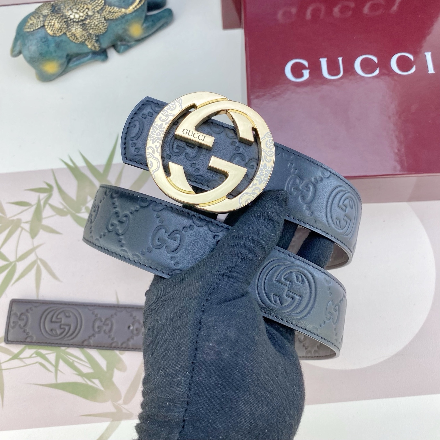 古奇💕 特种皮腰带系列 ，原厂五金精品不锈钢扣，手感柔软舒适 宽3.8CM。