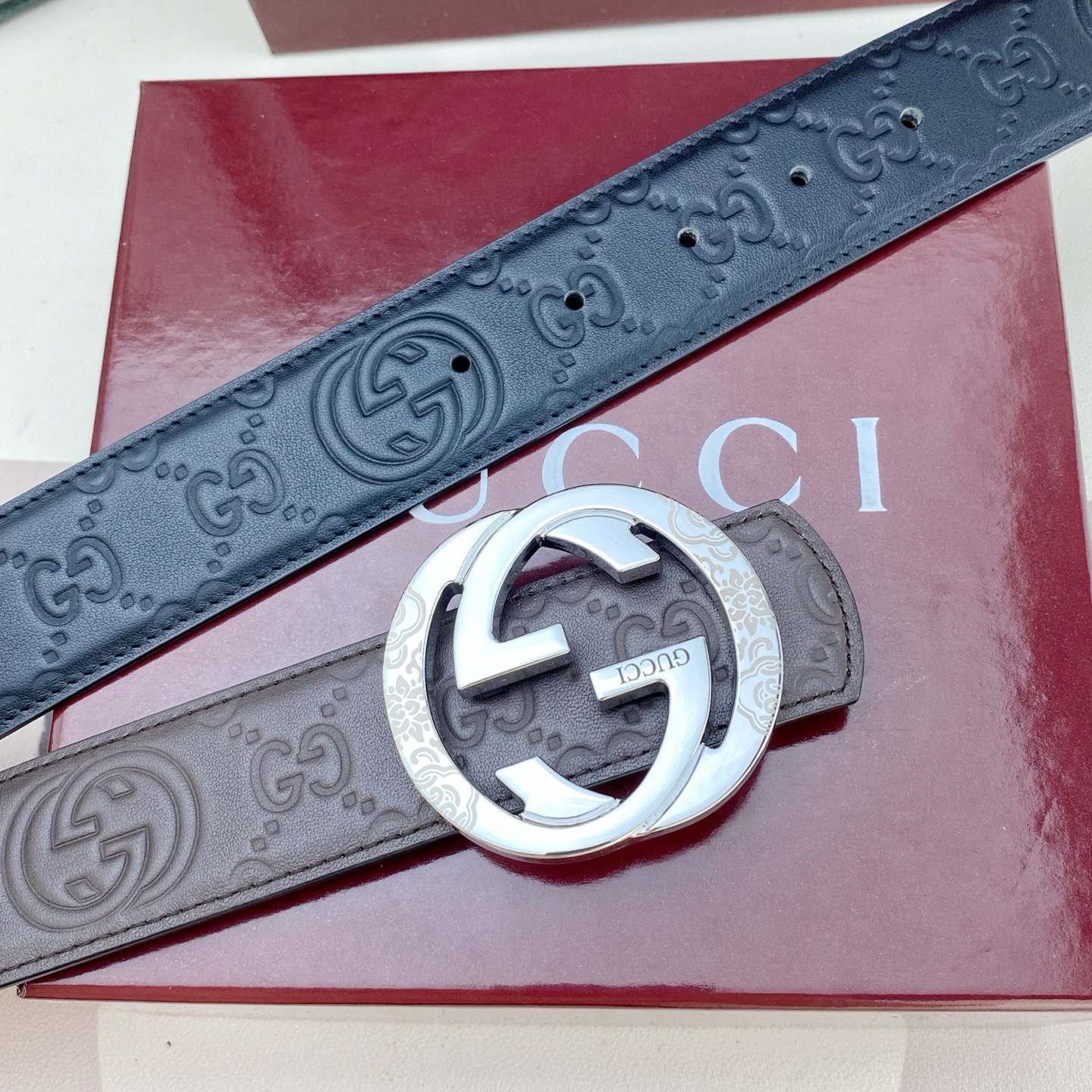 古奇💕 特种皮腰带系列 ，原厂五金精品不锈钢扣，手感柔软舒适 宽3.8CM。