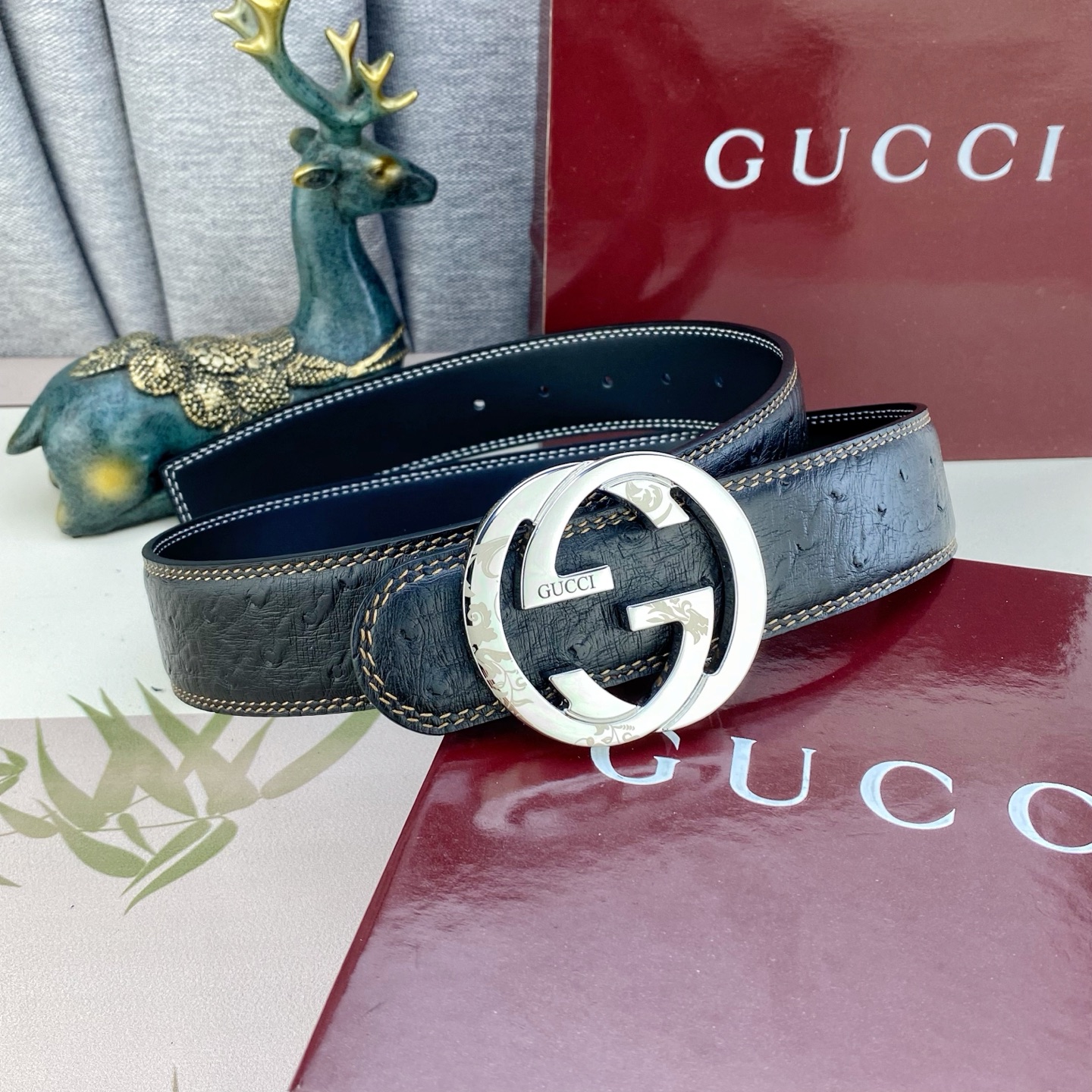 古奇💕 特种皮腰带系列 ，原厂五金精品不锈钢扣，手感柔软舒适 宽3.8CM。