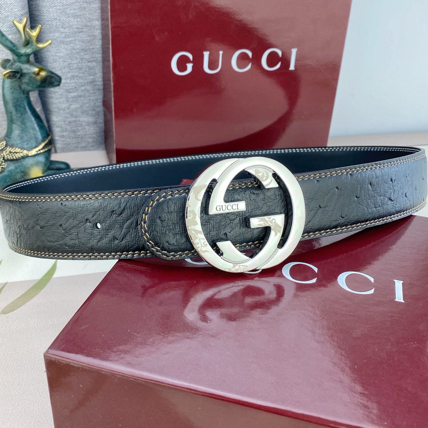 古奇💕 特种皮腰带系列 ，原厂五金精品不锈钢扣，手感柔软舒适 宽3.8CM。