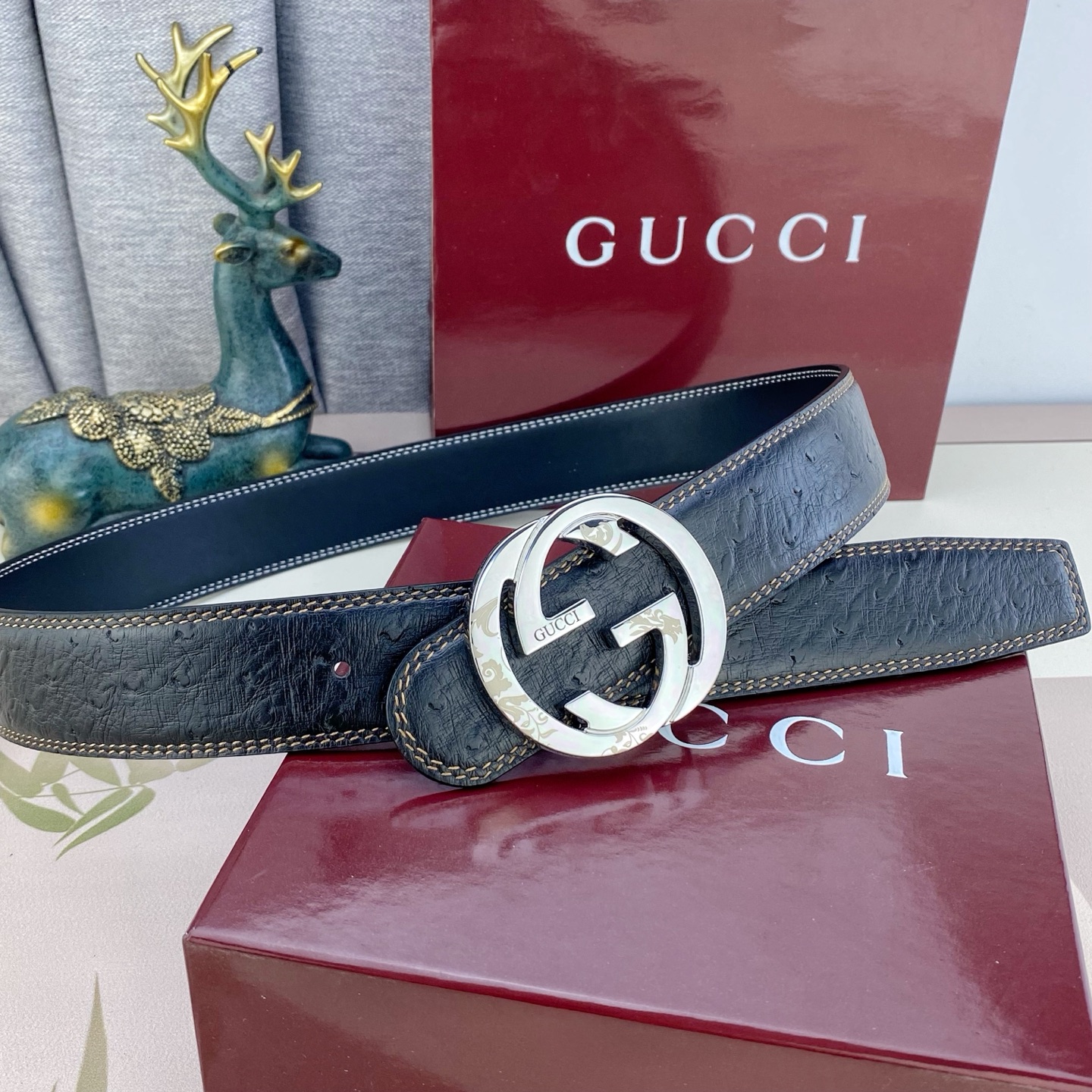 古奇💕 特种皮腰带系列 ，原厂五金精品不锈钢扣，手感柔软舒适 宽3.8CM。