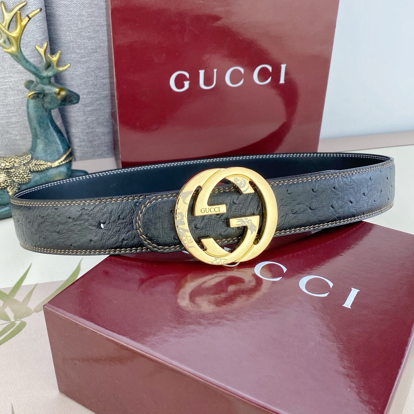 古奇💕 特种皮腰带系列 ，原厂五金精品不锈钢扣，手感柔软舒适 宽3.8CM。