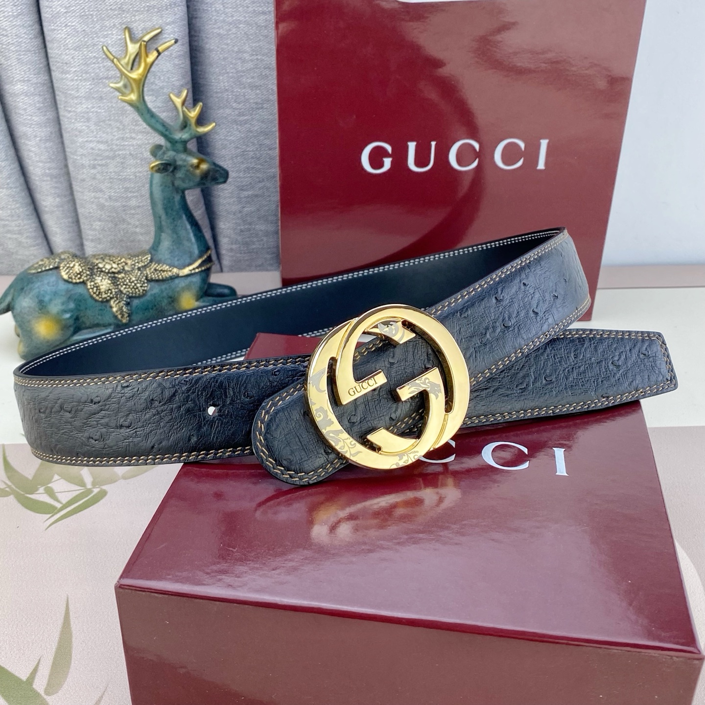 古奇💕 特种皮腰带系列 ，原厂五金精品不锈钢扣，手感柔软舒适 宽3.8CM。