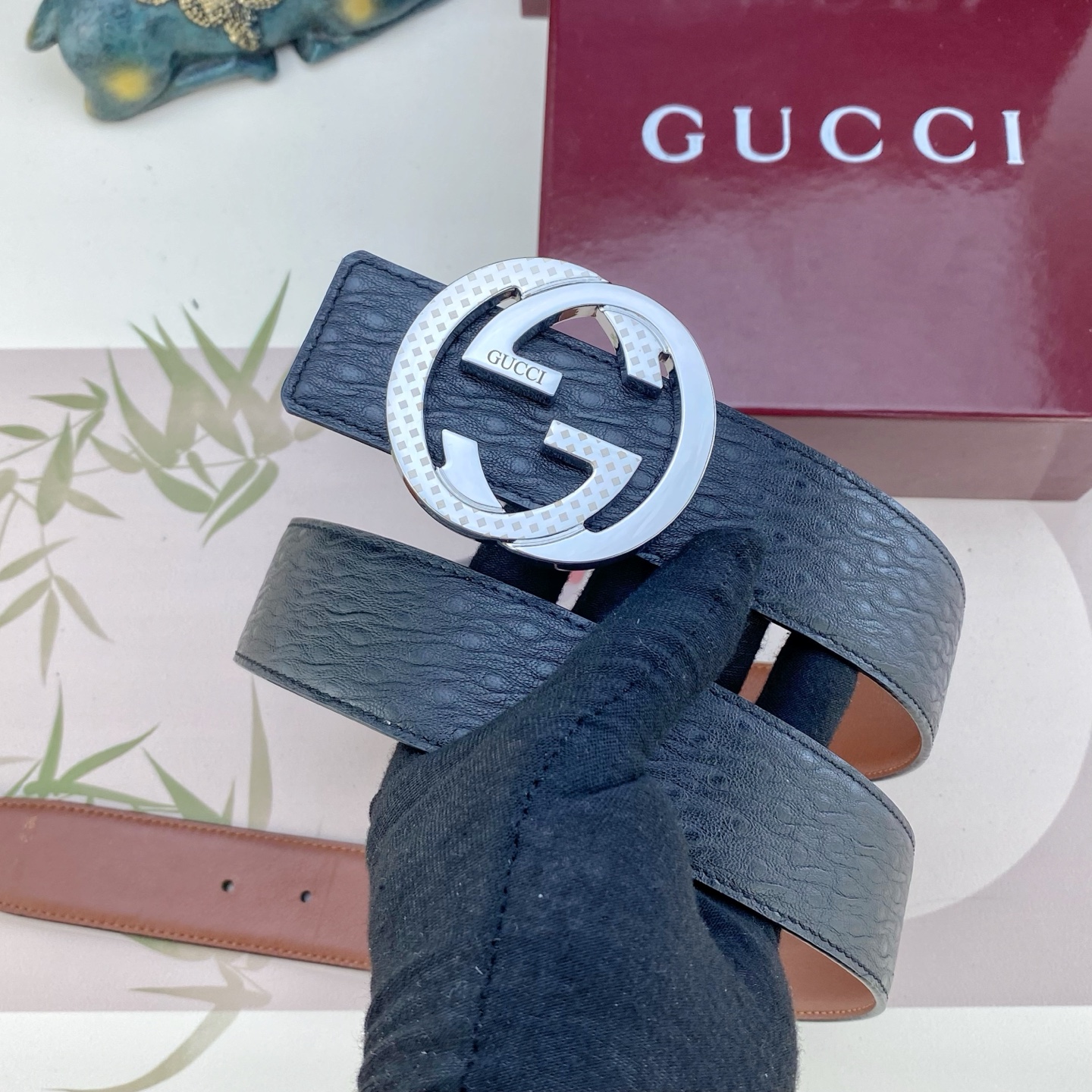 古奇💕 特种皮腰带系列 ，原厂五金精品不锈钢扣，手感柔软舒适 宽3.8CM。