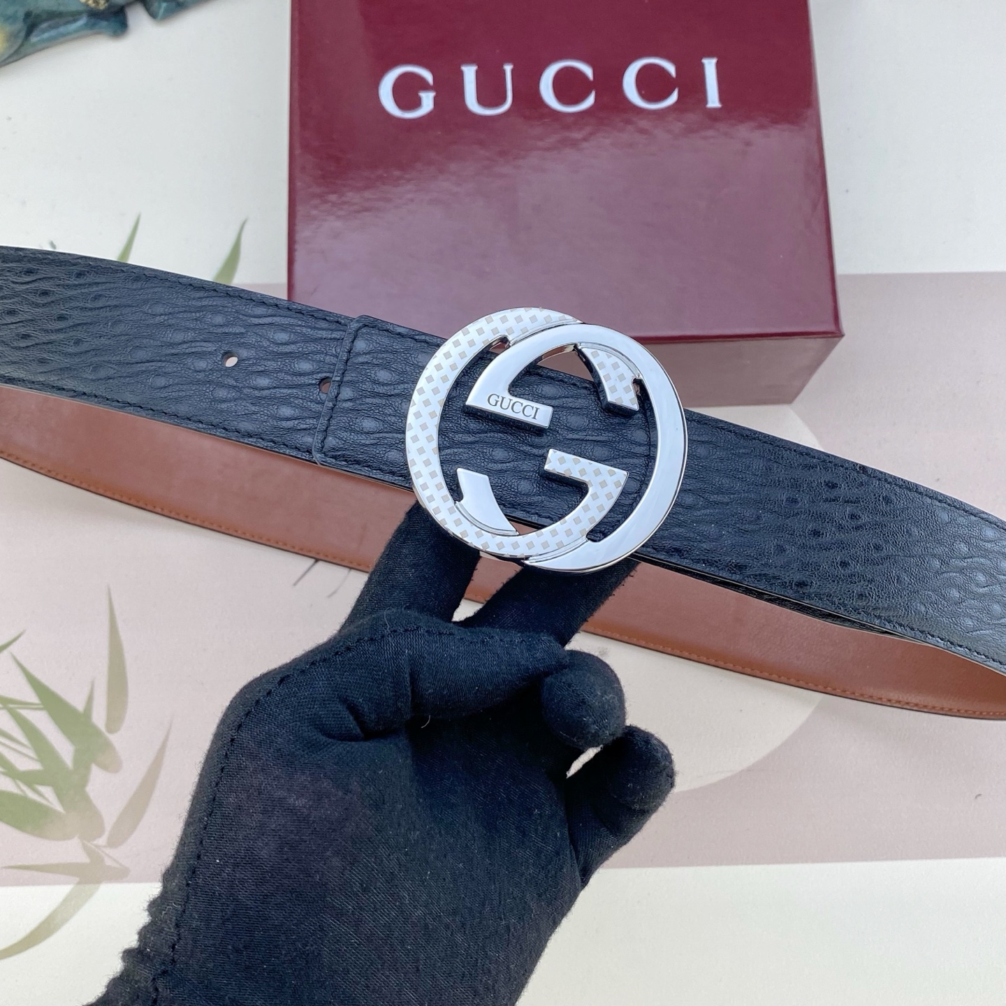 古奇💕 特种皮腰带系列 ，原厂五金精品不锈钢扣，手感柔软舒适 宽3.8CM。