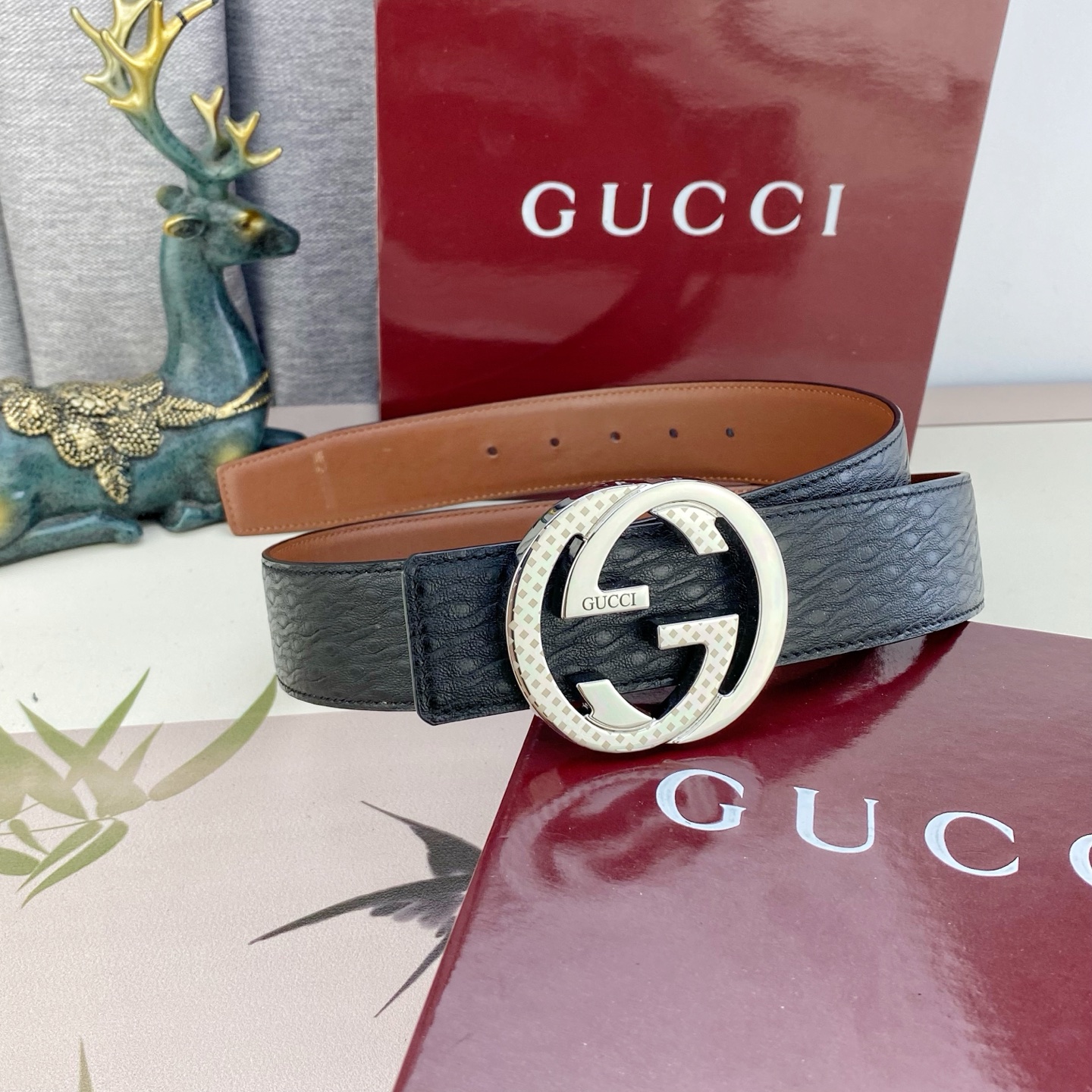 古奇💕 特种皮腰带系列 ，原厂五金精品不锈钢扣，手感柔软舒适 宽3.8CM。