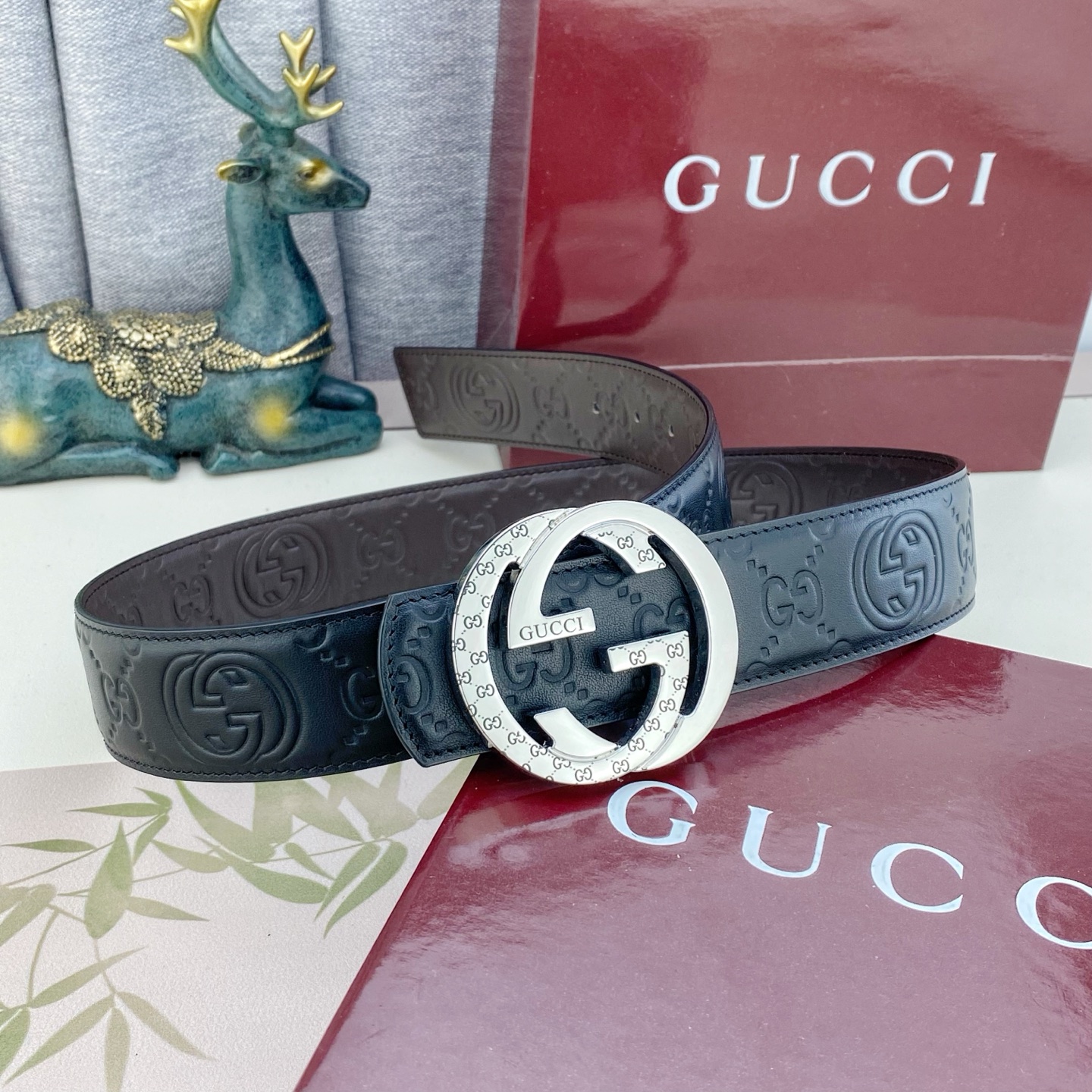 古奇💕 特种皮腰带系列 ，原厂五金精品不锈钢扣，手感柔软舒适 宽3.8CM。