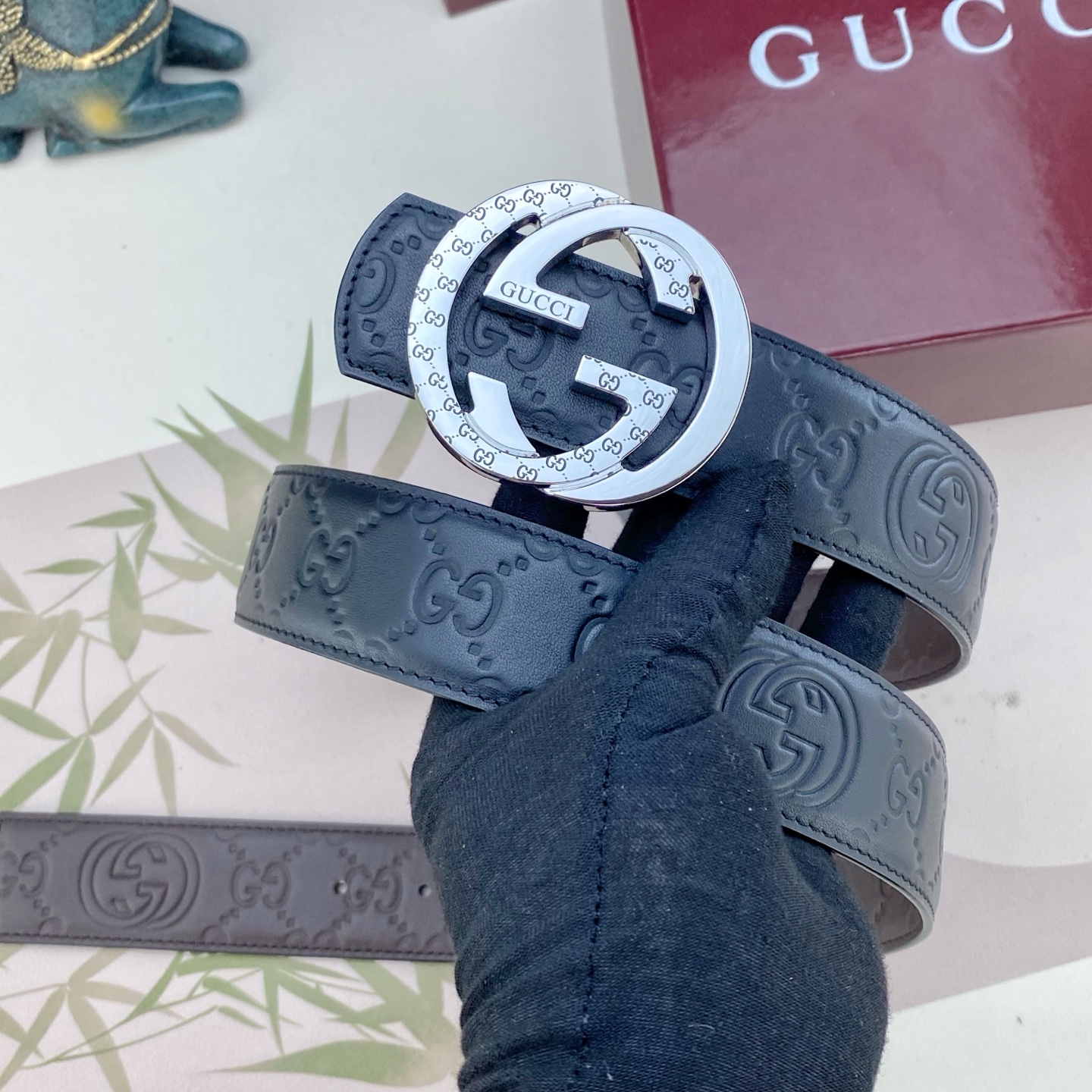 古奇💕 特种皮腰带系列 ，原厂五金精品不锈钢扣，手感柔软舒适 宽3.8CM。