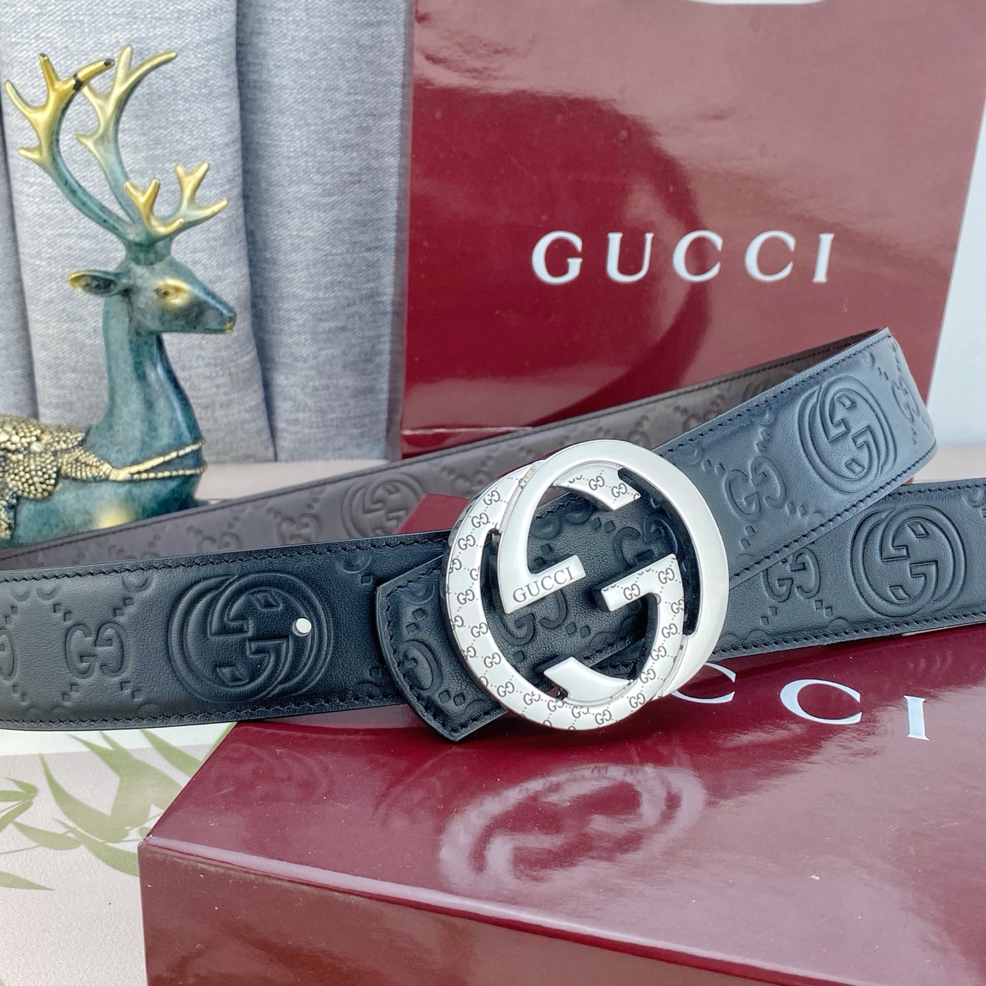 古奇💕 特种皮腰带系列 ，原厂五金精品不锈钢扣，手感柔软舒适 宽3.8CM。