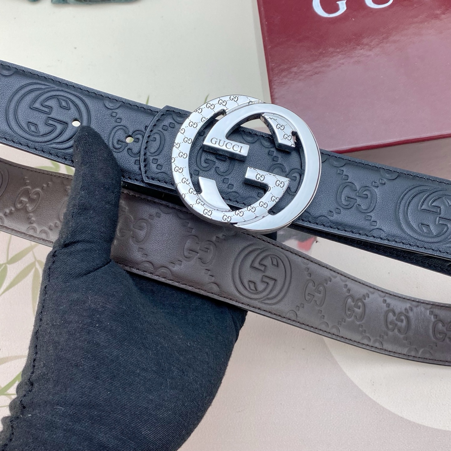 古奇💕 特种皮腰带系列 ，原厂五金精品不锈钢扣，手感柔软舒适 宽3.8CM。