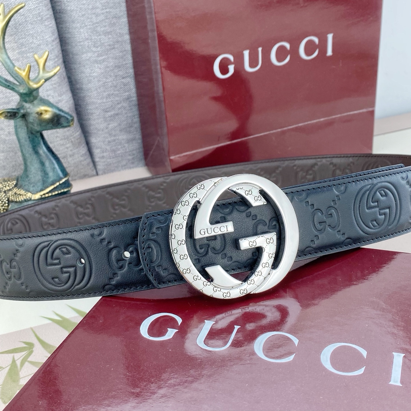 古奇💕 特种皮腰带系列 ，原厂五金精品不锈钢扣，手感柔软舒适 宽3.8CM。