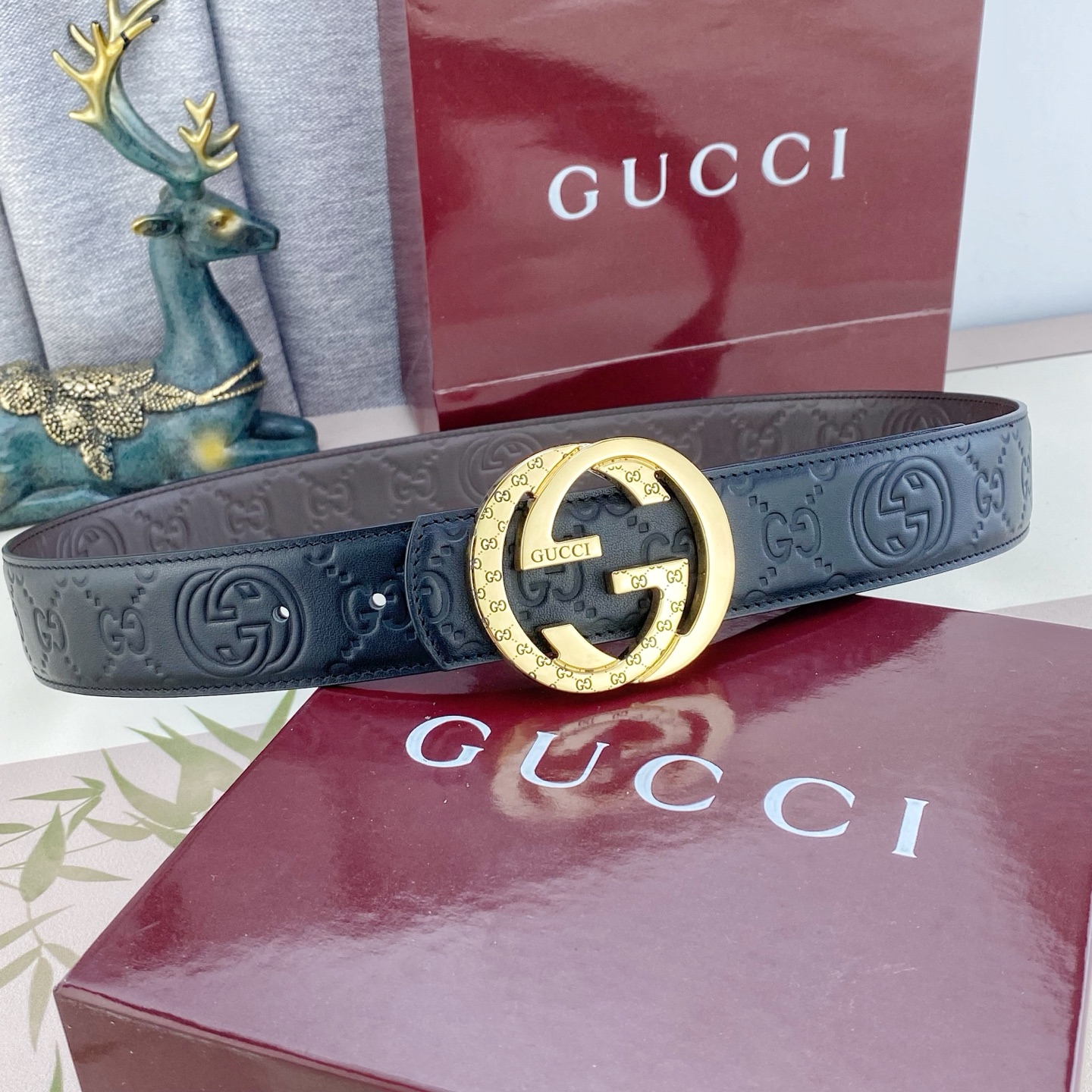 古奇💕 特种皮腰带系列 ，原厂五金精品不锈钢扣，手感柔软舒适 宽3.8CM。