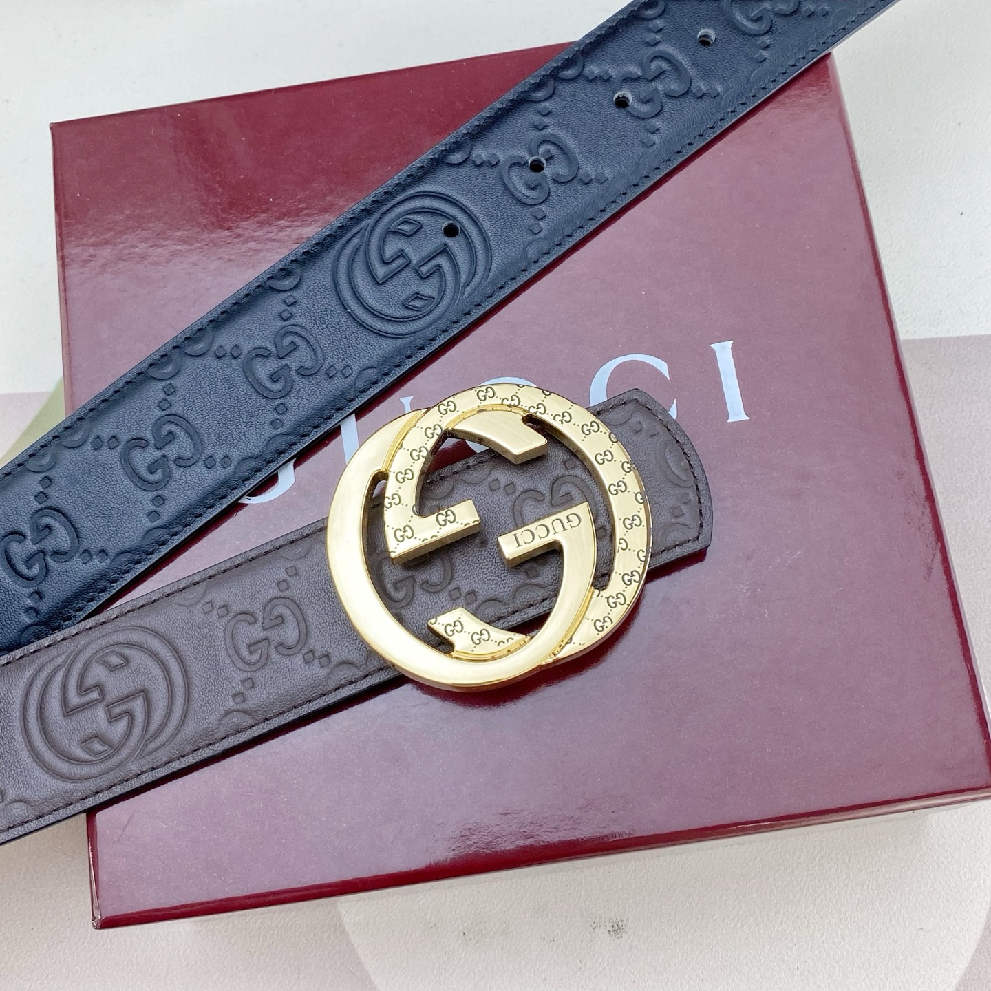 古奇💕 特种皮腰带系列 ，原厂五金精品不锈钢扣，手感柔软舒适 宽3.8CM。