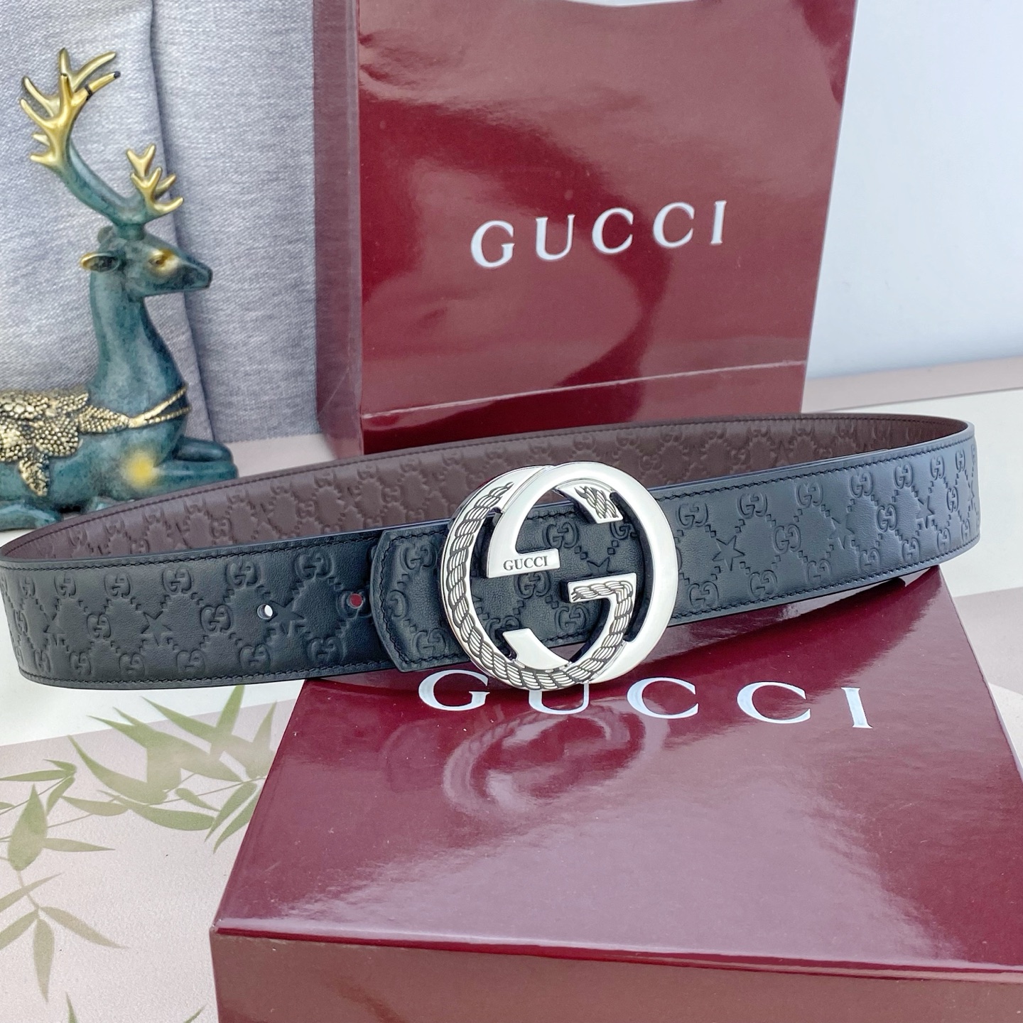 古奇💕 特种皮腰带系列 ，原厂五金精品不锈钢扣，手感柔软舒适 宽3.8CM。