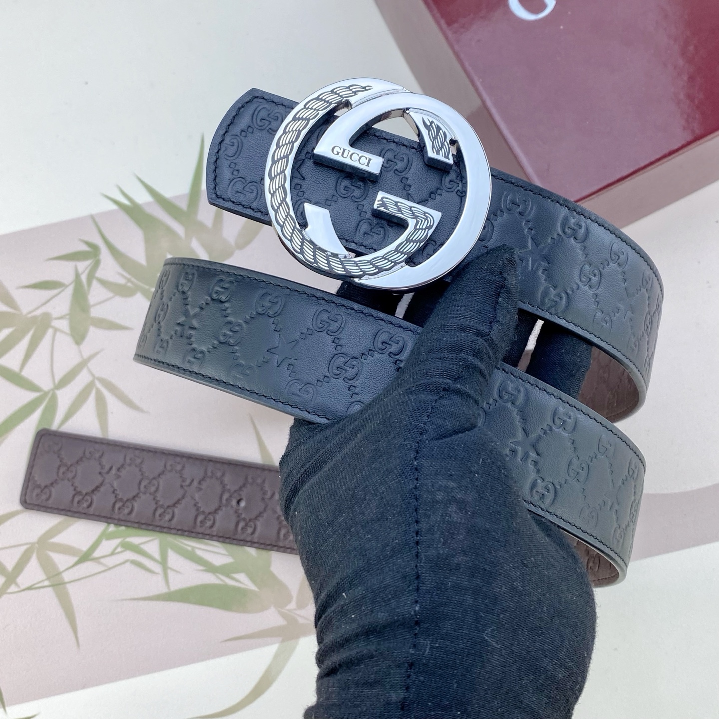 古奇💕 特种皮腰带系列 ，原厂五金精品不锈钢扣，手感柔软舒适 宽3.8CM。