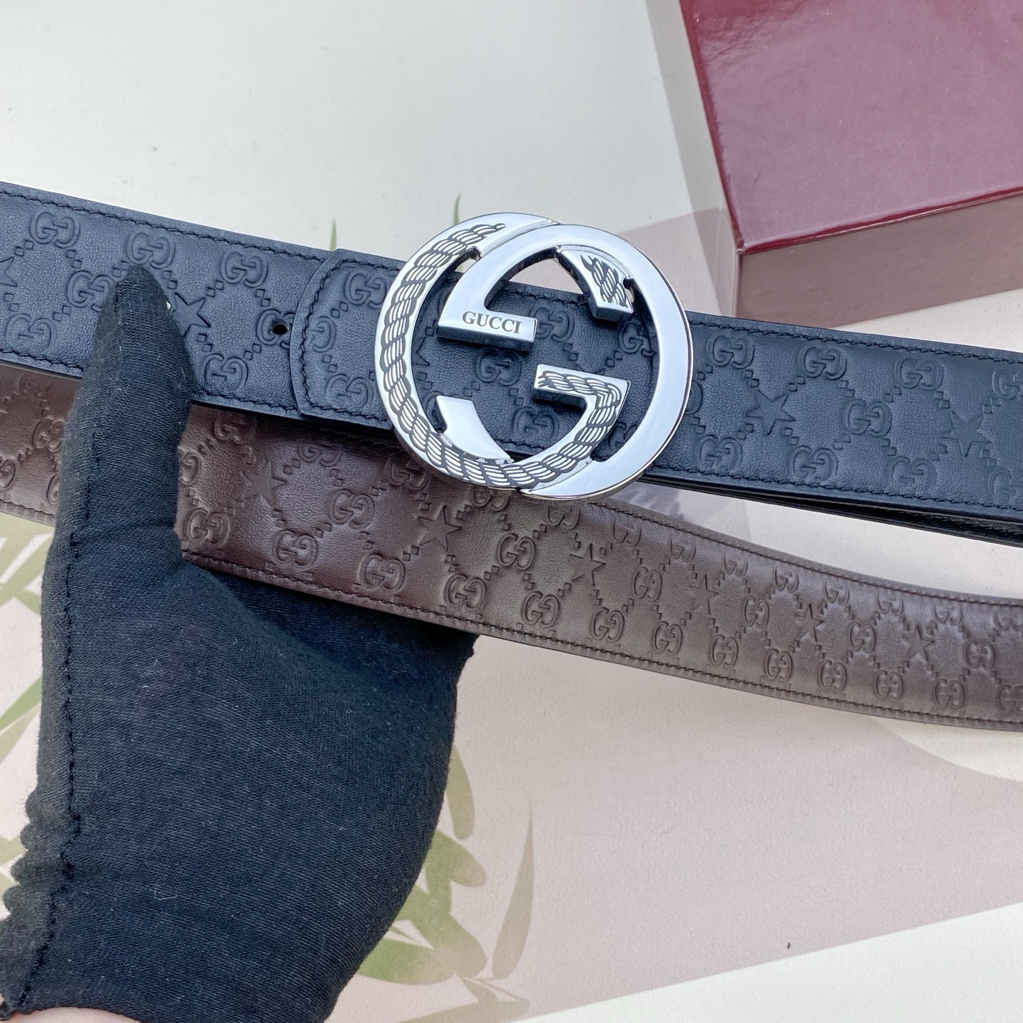 古奇💕 特种皮腰带系列 ，原厂五金精品不锈钢扣，手感柔软舒适 宽3.8CM。