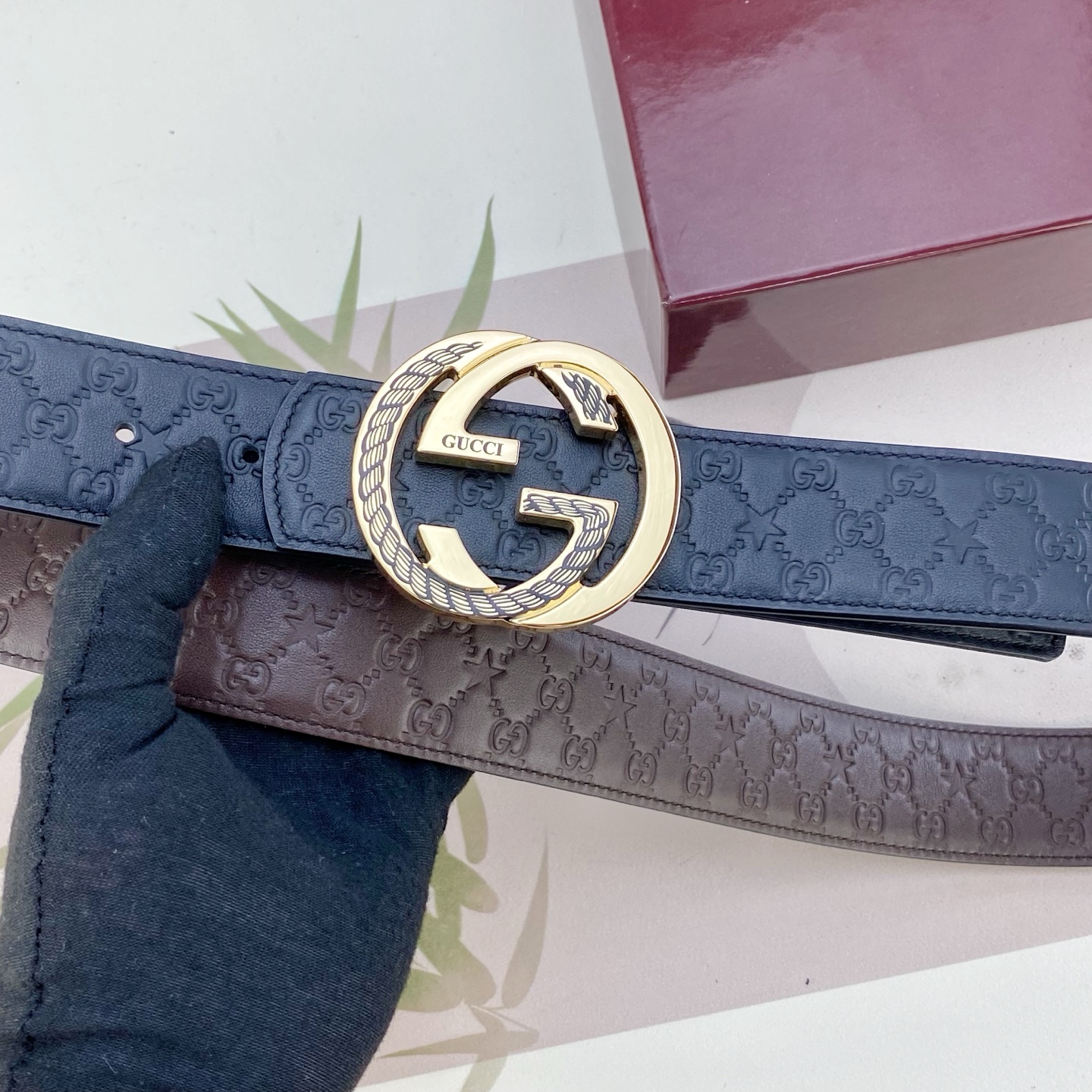 古奇💕 特种皮腰带系列 ，原厂五金精品不锈钢扣，手感柔软舒适 宽3.8CM。