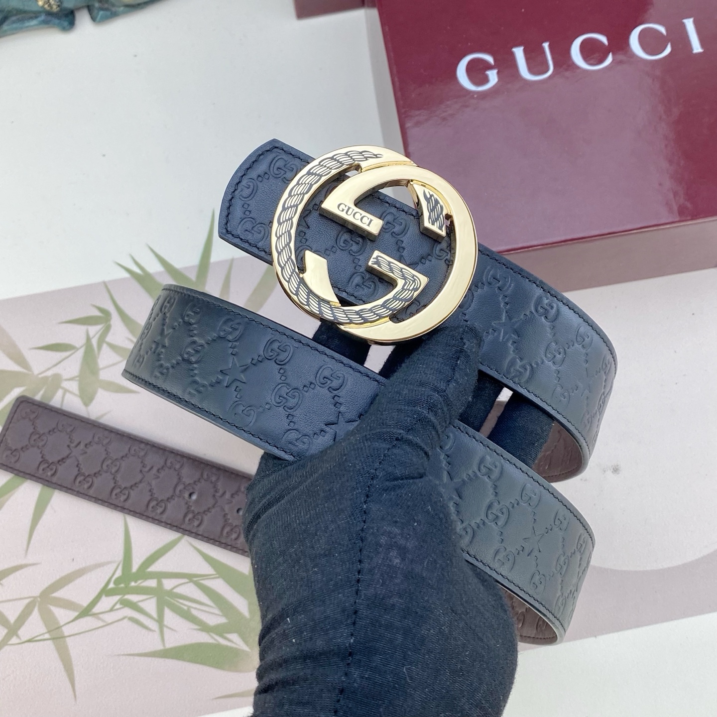 古奇💕 特种皮腰带系列 ，原厂五金精品不锈钢扣，手感柔软舒适 宽3.8CM。