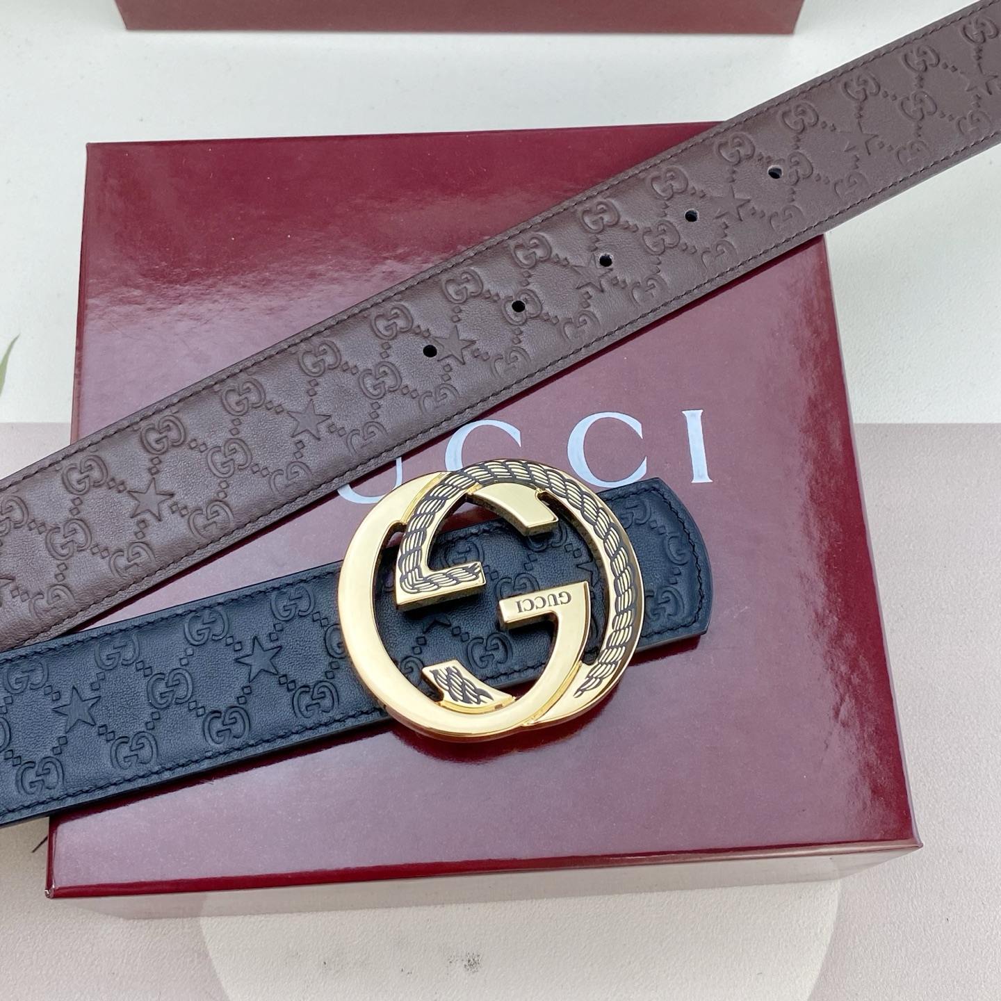 古奇💕 特种皮腰带系列 ，原厂五金精品不锈钢扣，手感柔软舒适 宽3.8CM。