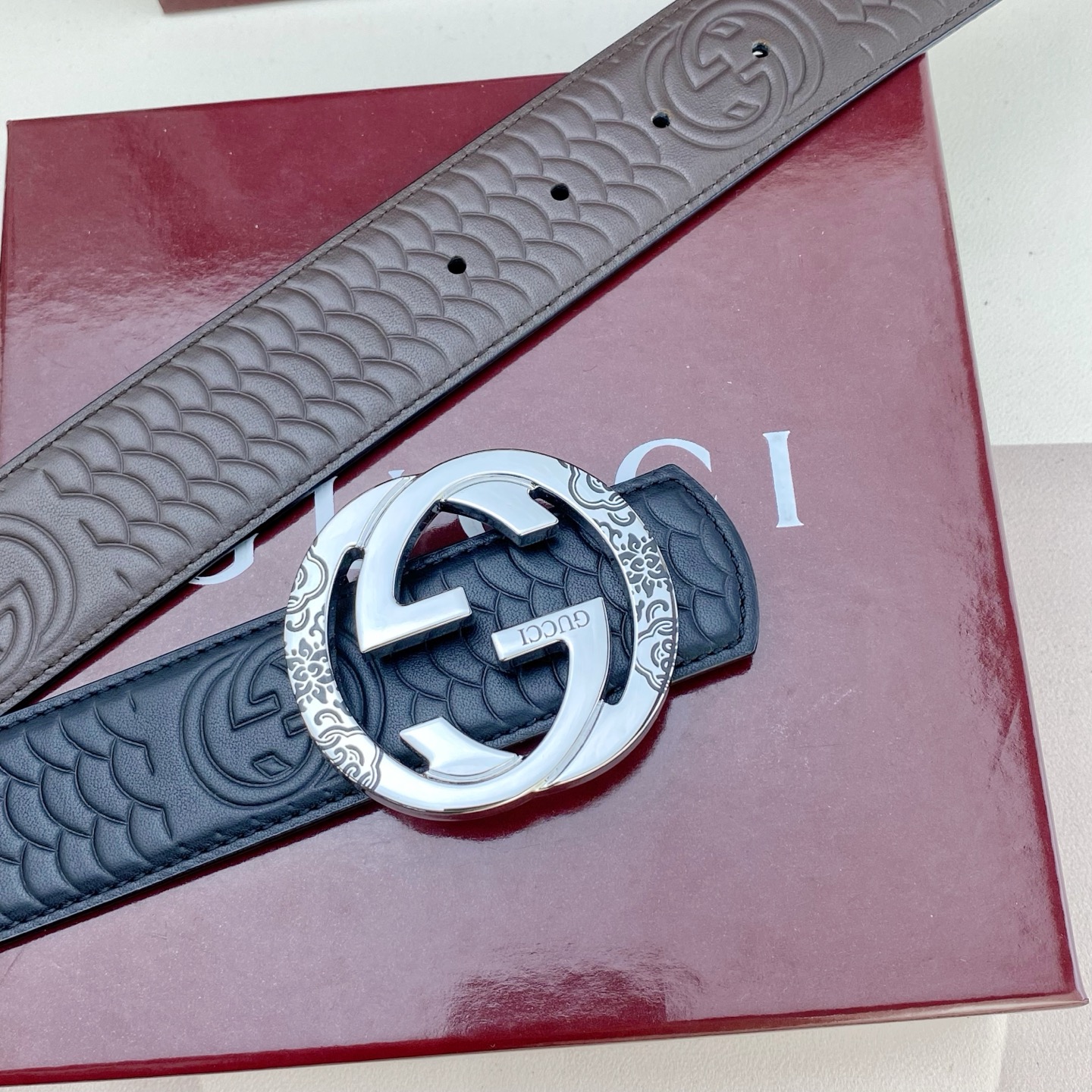 古奇💕 特种皮腰带系列 ，原厂五金精品不锈钢扣，手感柔软舒适 宽3.8CM。