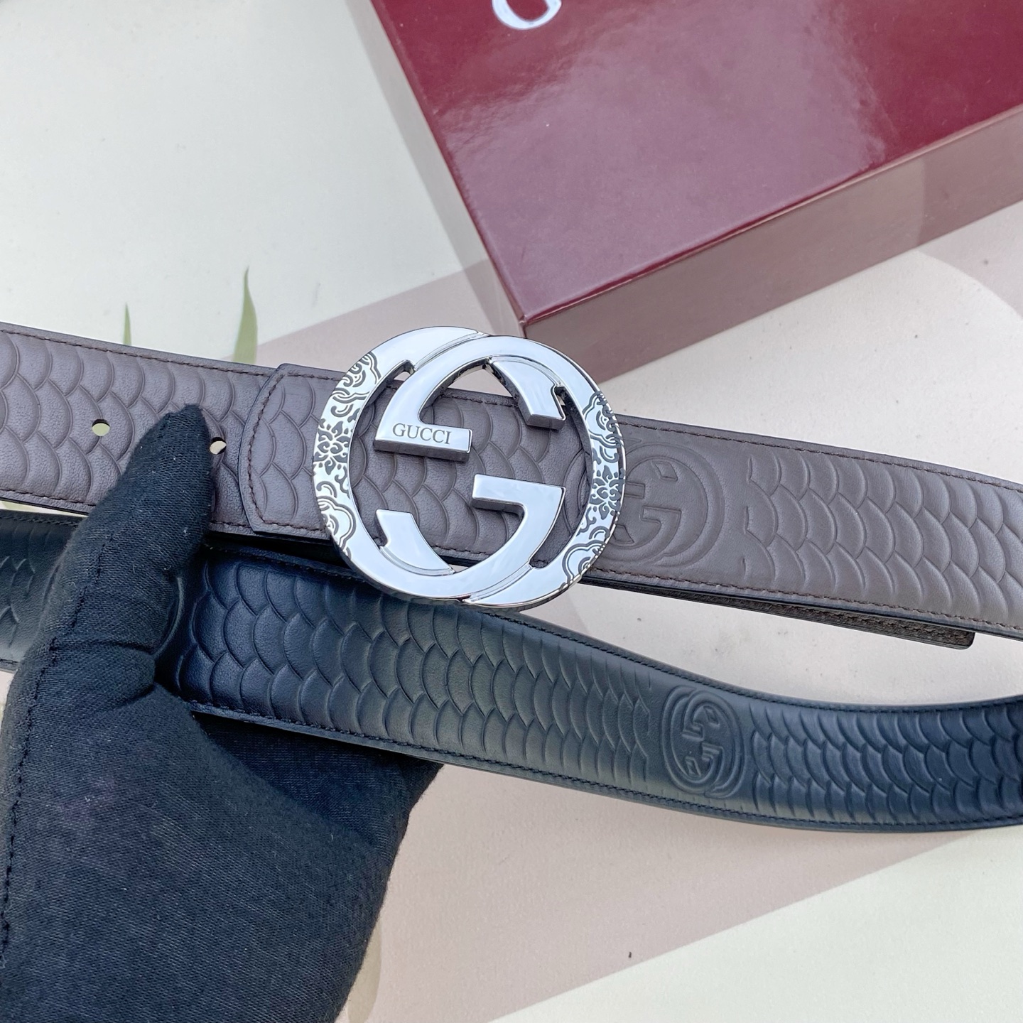 古奇💕 特种皮腰带系列 ，原厂五金精品不锈钢扣，手感柔软舒适 宽3.8CM。