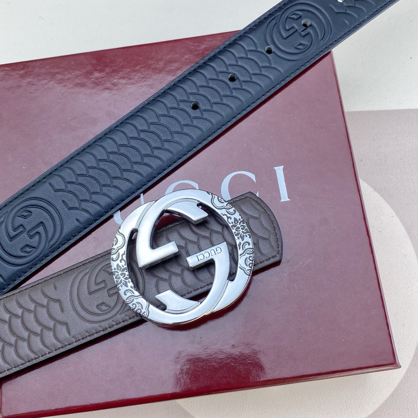 古奇💕 特种皮腰带系列 ，原厂五金精品不锈钢扣，手感柔软舒适 宽3.8CM。