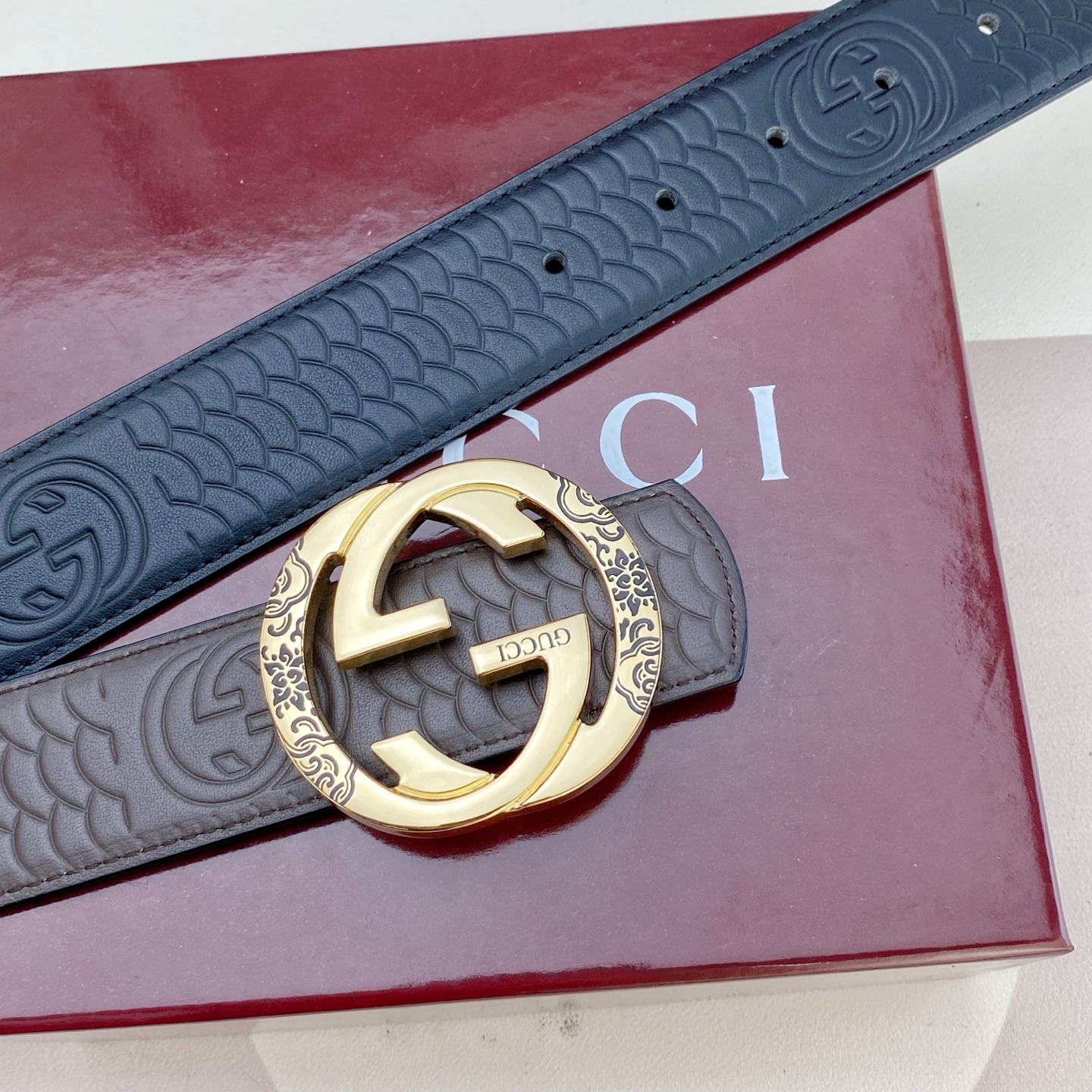 古奇💕 特种皮腰带系列 ，原厂五金精品不锈钢扣，手感柔软舒适 宽3.8CM。