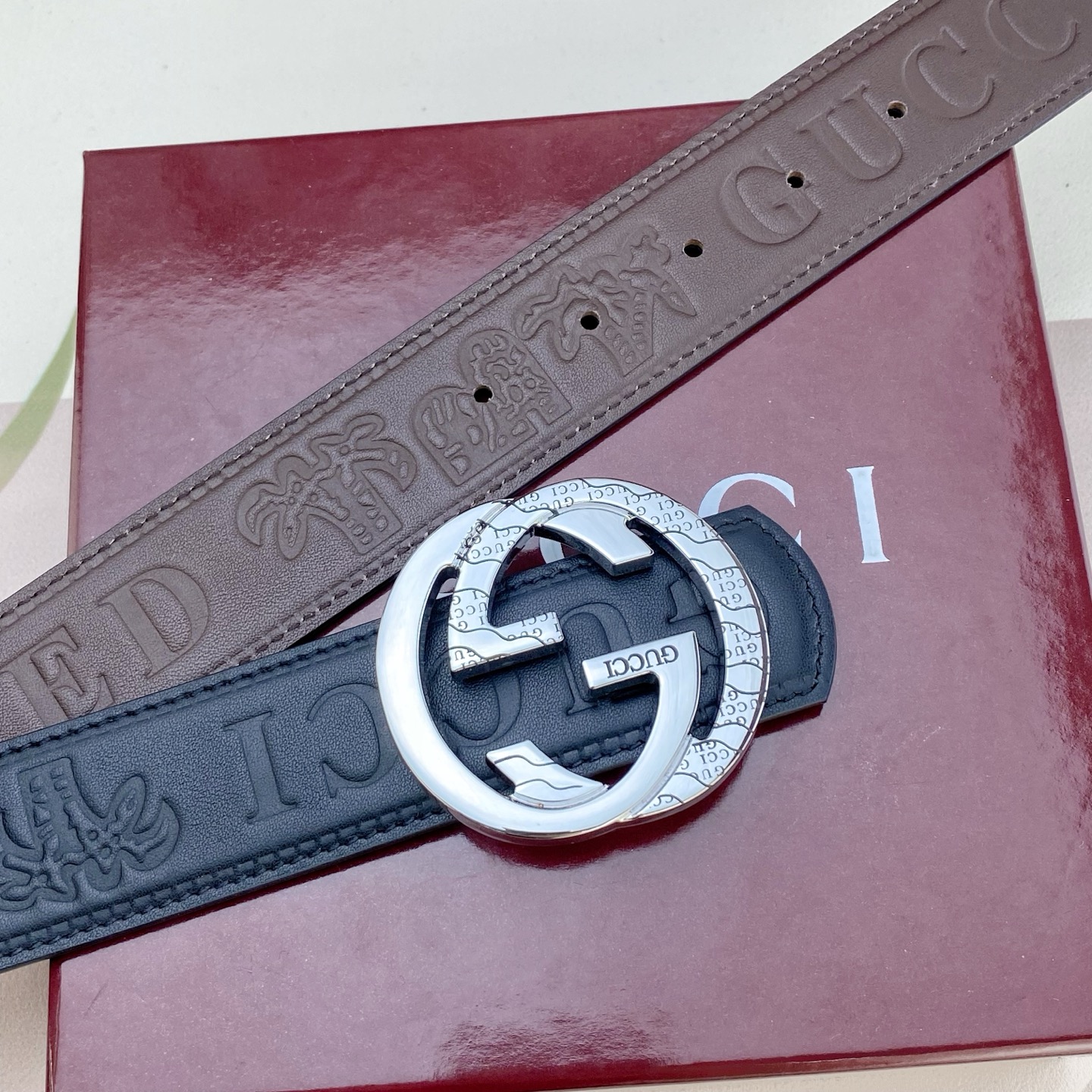 古奇💕 特种皮腰带系列 ，原厂五金精品不锈钢扣，手感柔软舒适 宽3.8CM。