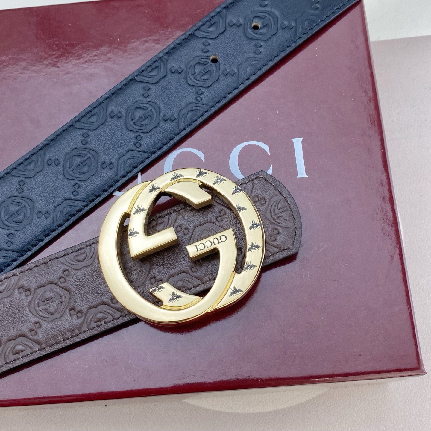 古奇💕 特种皮腰带系列 ，原厂五金精品不锈钢扣，手感柔软舒适 宽3.8CM。