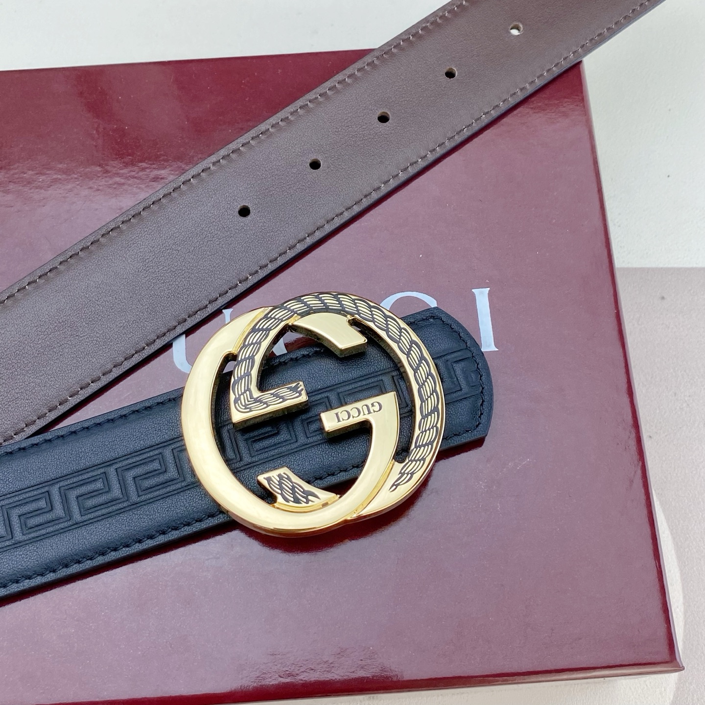 古奇💕 特种皮腰带系列 ，原厂五金精品不锈钢扣，手感柔软舒适 宽3.8CM。