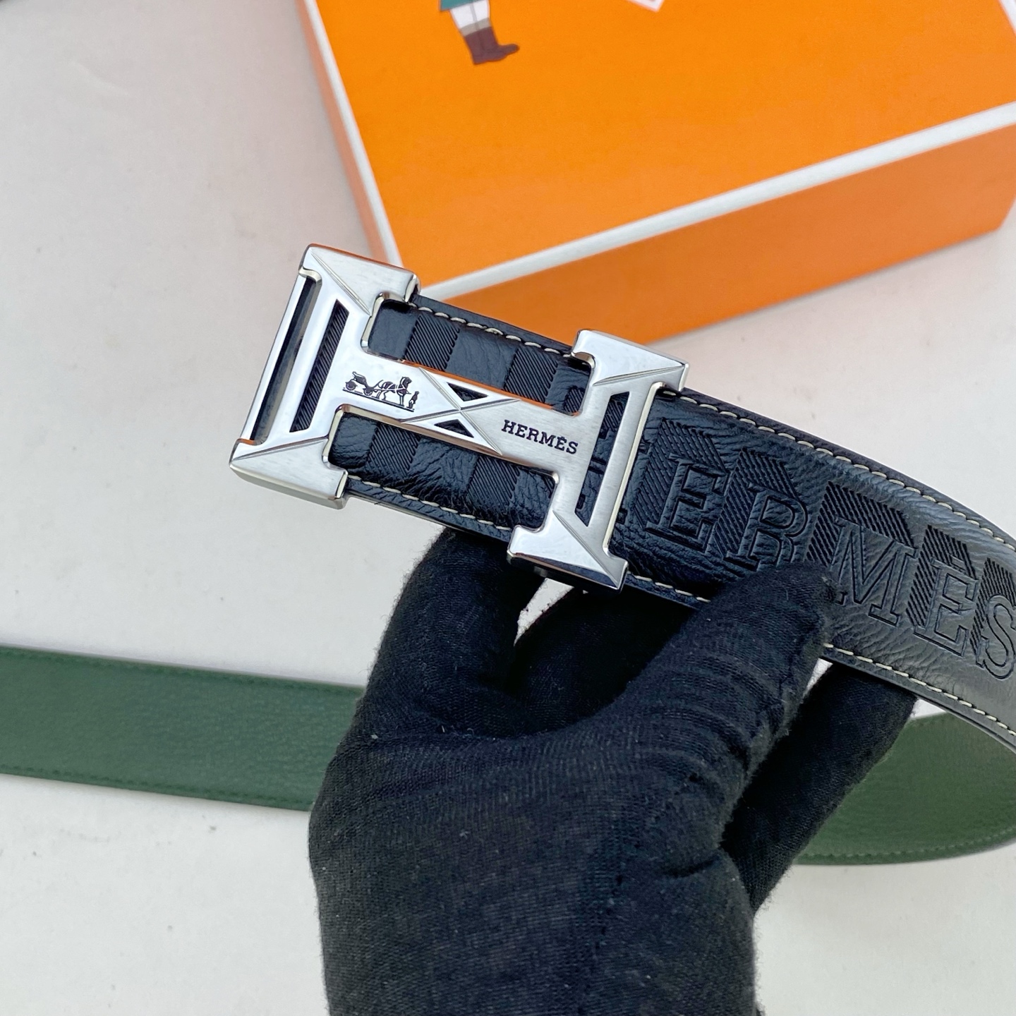 爱马仕💕 特种皮腰带系列 ，原厂五金精品不锈钢扣，手感柔软舒适 宽3.8CM。