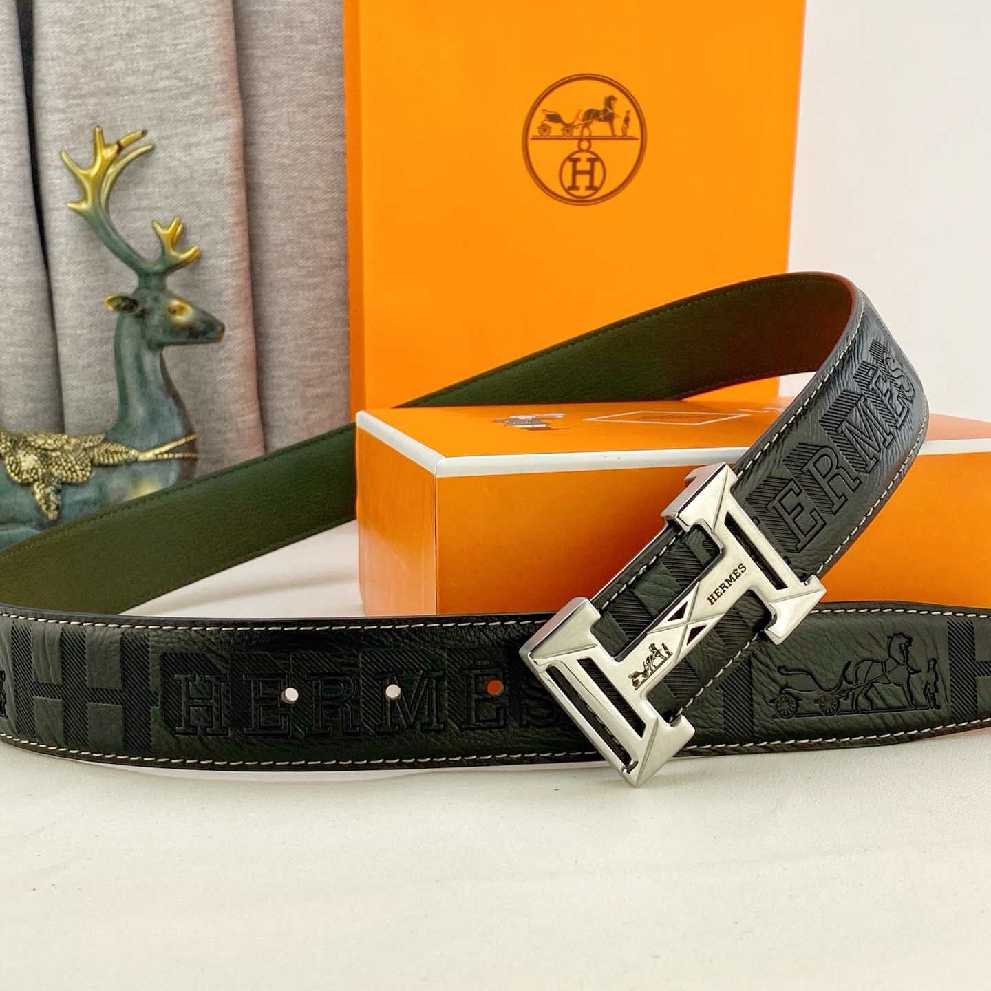 爱马仕💕 特种皮腰带系列 ，原厂五金精品不锈钢扣，手感柔软舒适 宽3.8CM。