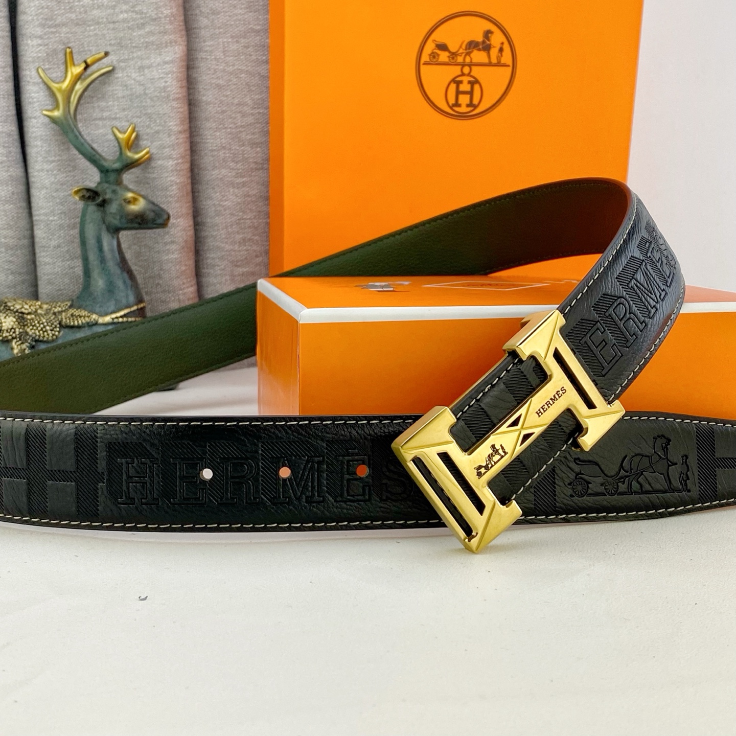 爱马仕💕 特种皮腰带系列 ，原厂五金精品不锈钢扣，手感柔软舒适 宽3.8CM。